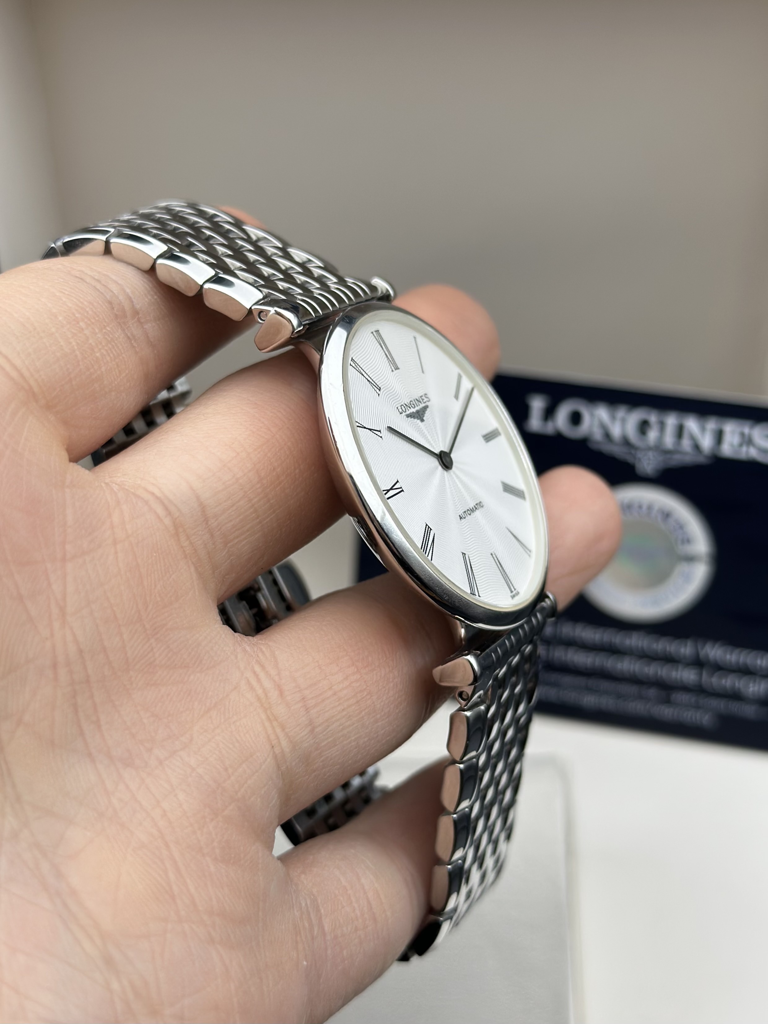 Longines L4.908.4.71.6 detail 2