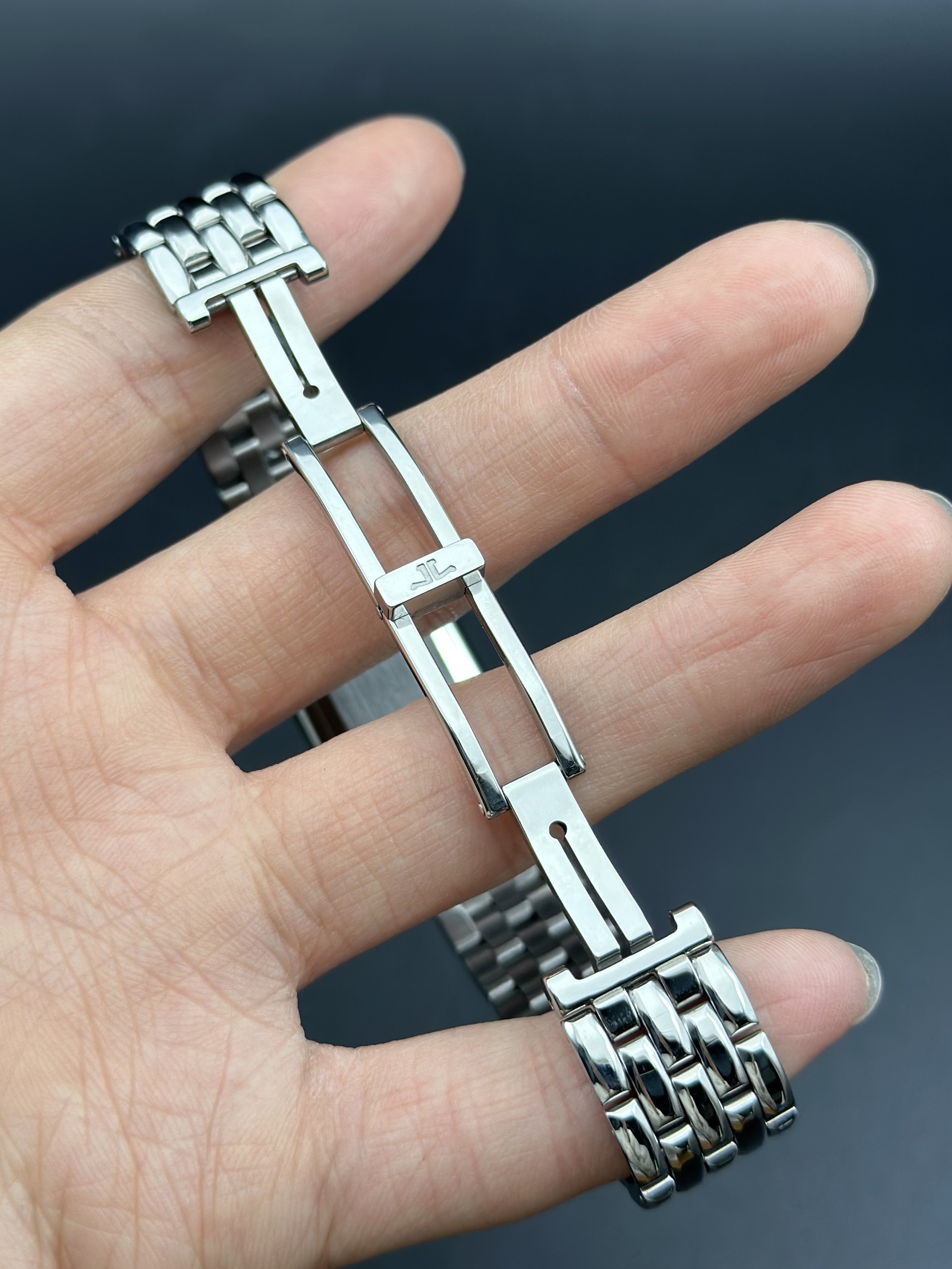 Jaeger-LeCoultre Q2608120 detail 6