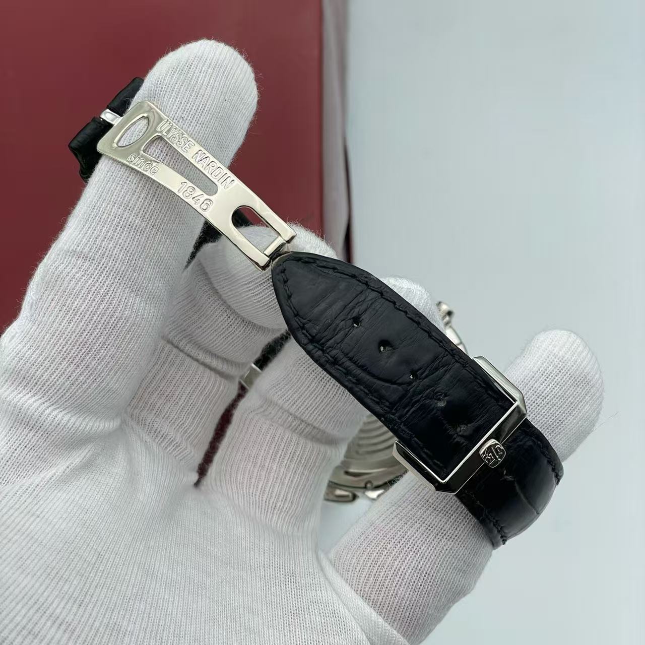 Ulysse Nardin 660-88 detail 6