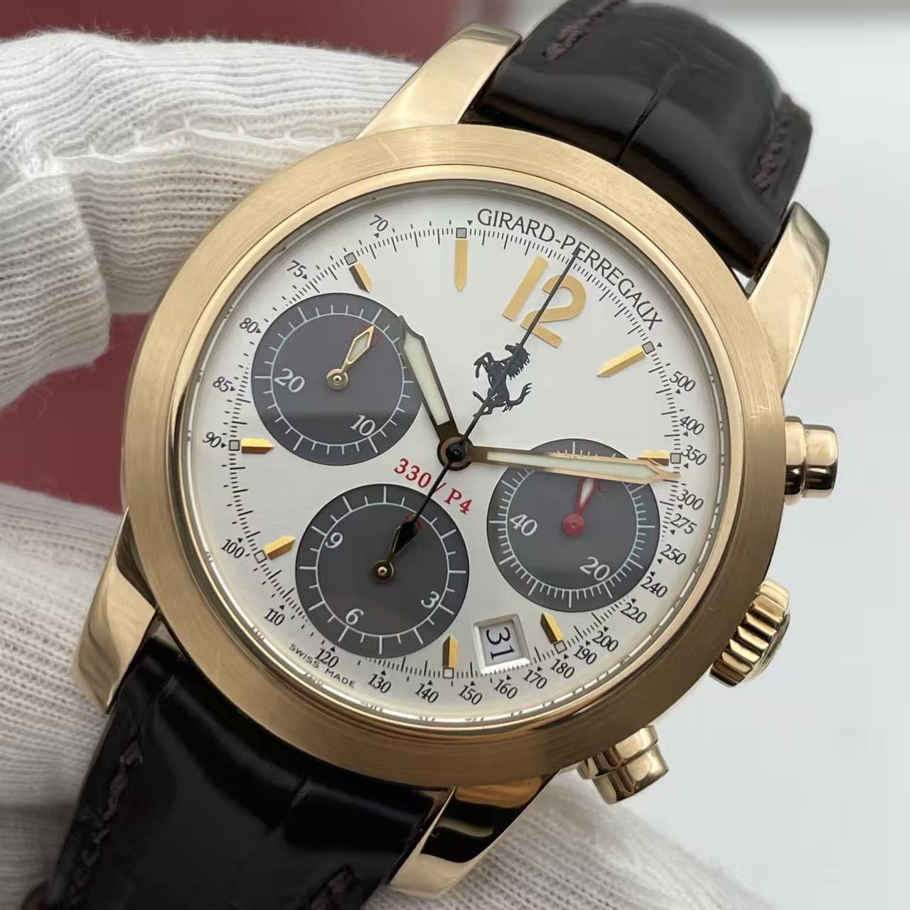 Girard Perregaux 330 P4 detail 1