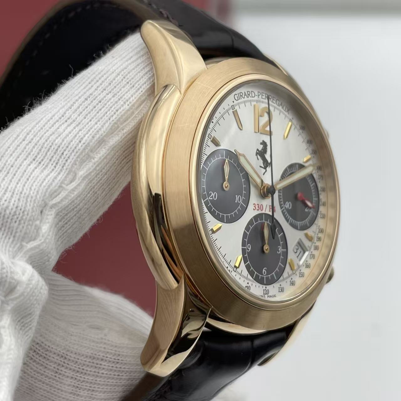 Girard Perregaux 330 P4 detail 4