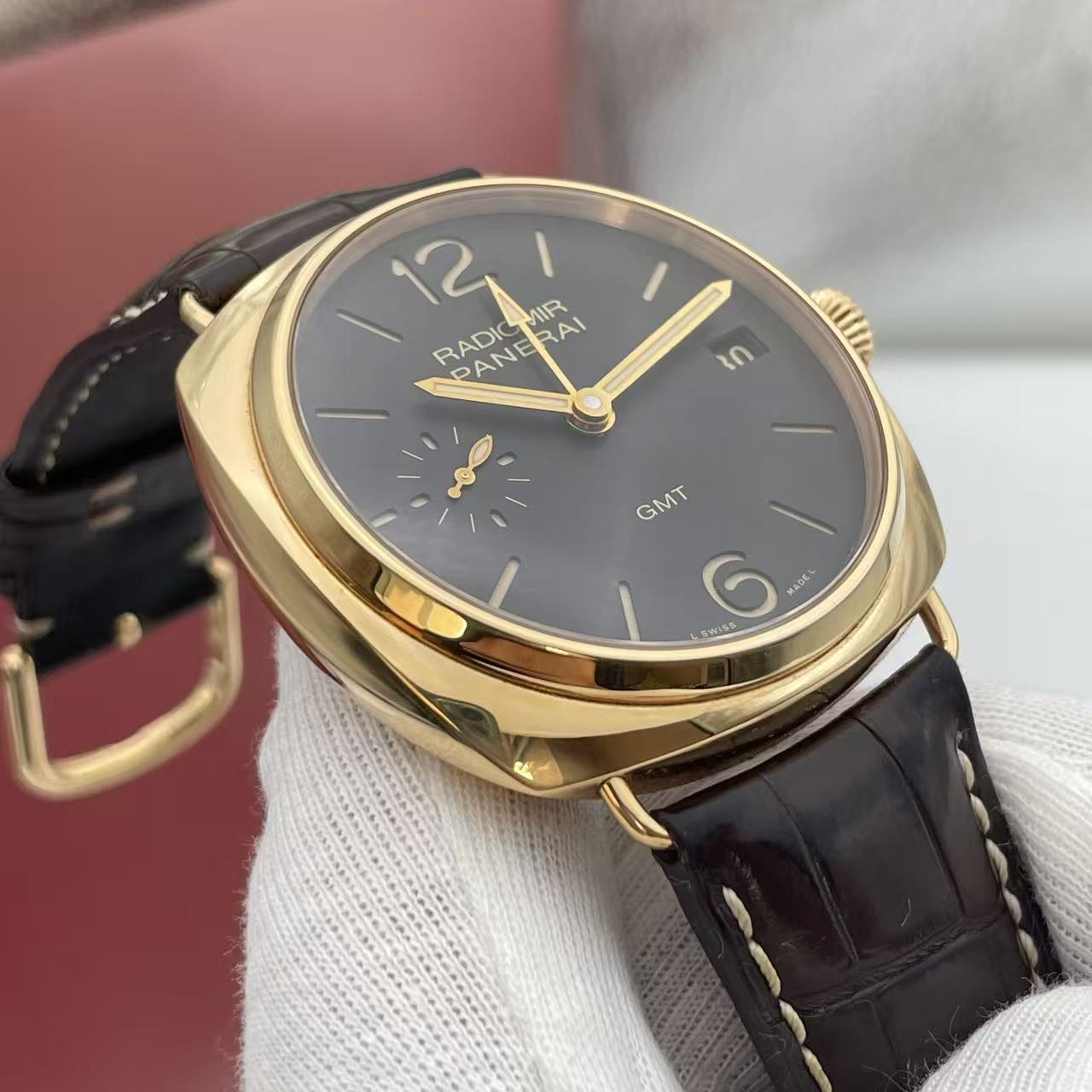 Panerai PAM00421 detail 3