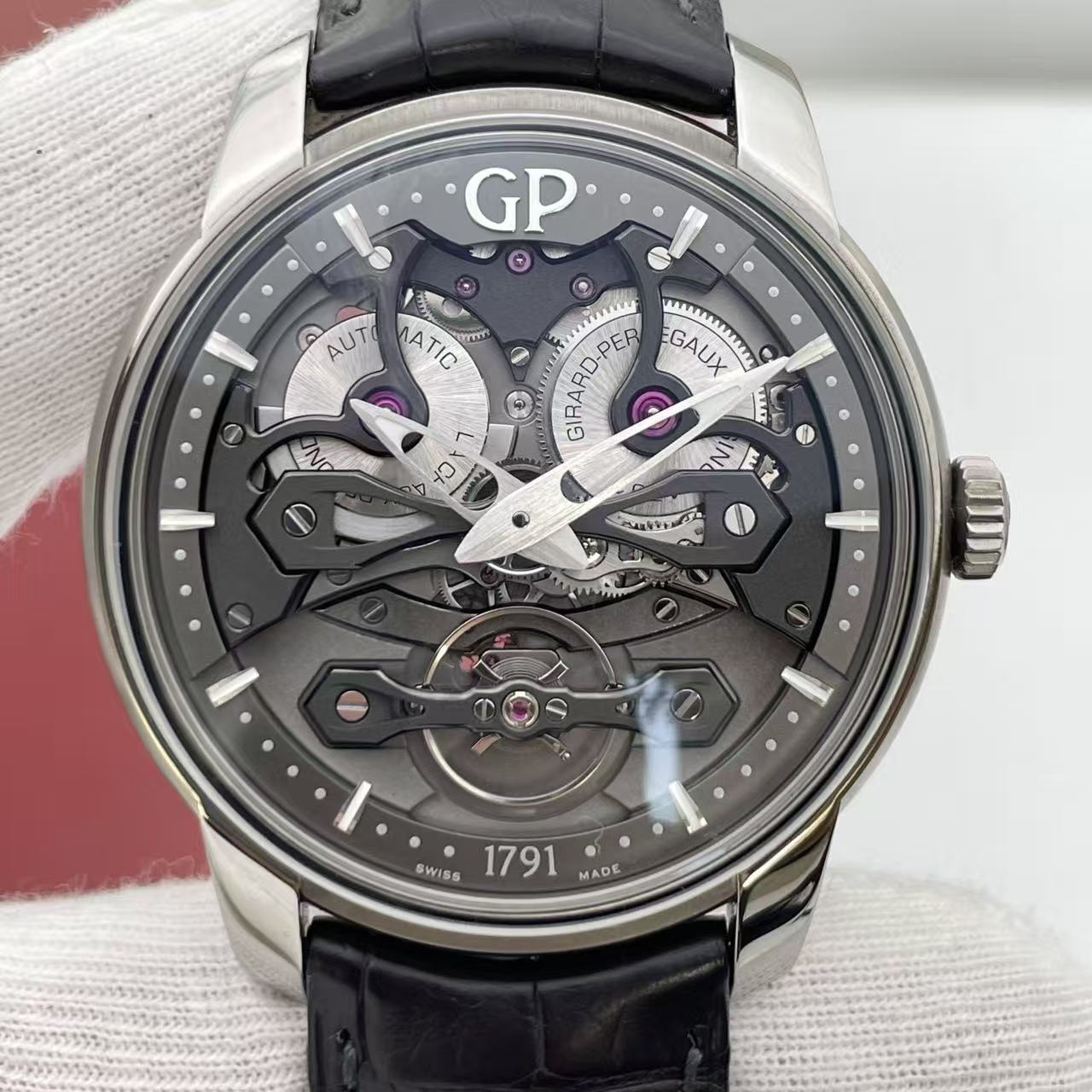Girard Perregaux 84000 detail 6