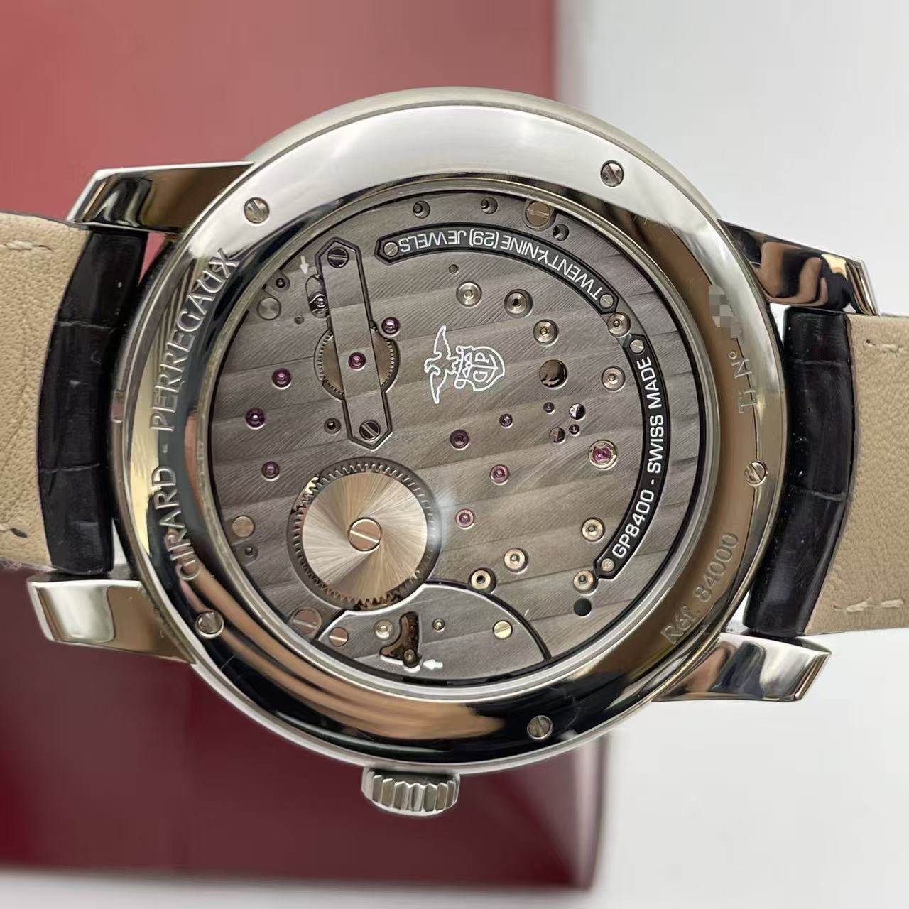 Girard Perregaux 84000 detail 8