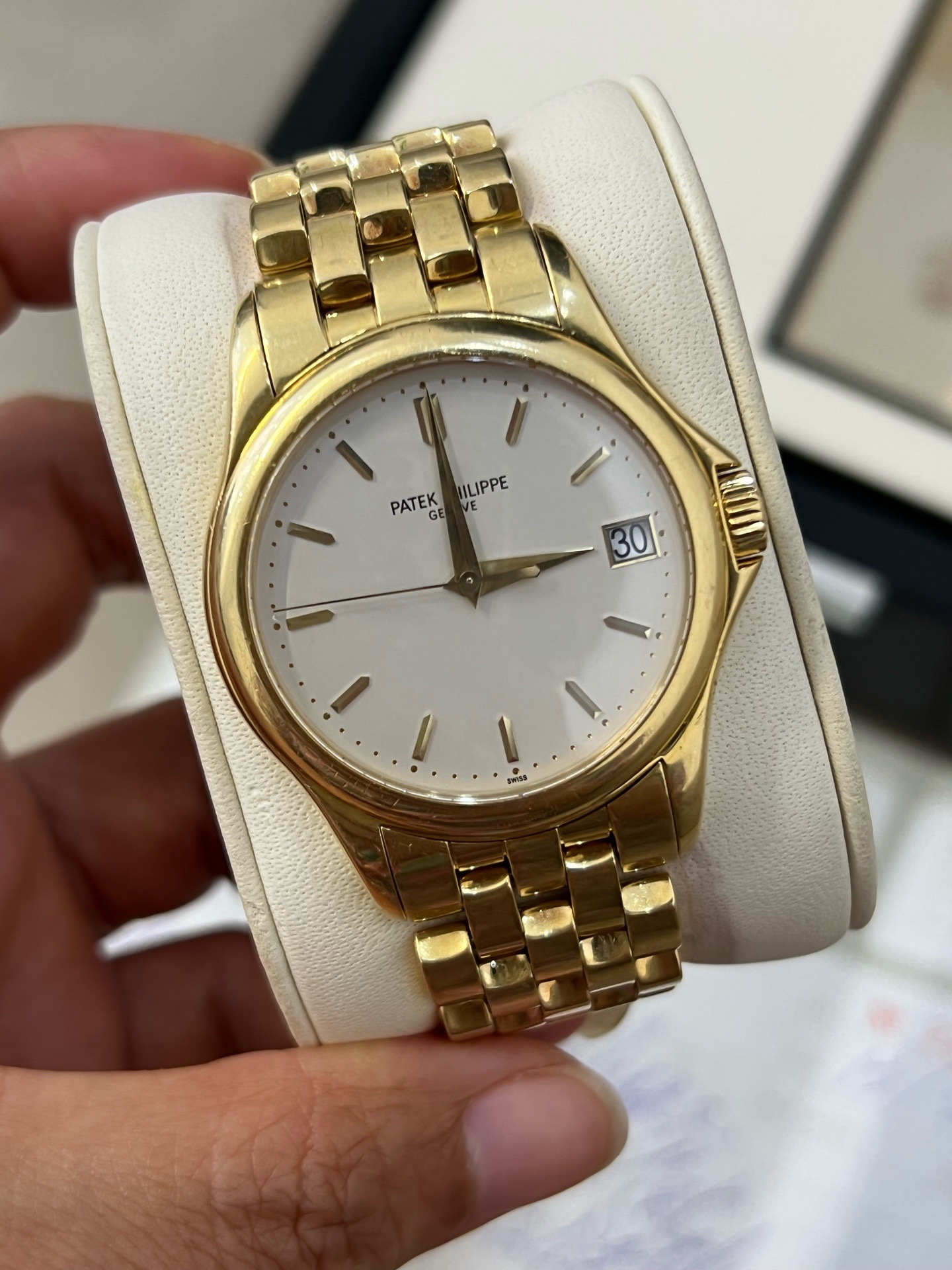 Patek Philippe 5127 / 1J-001 detail 4
