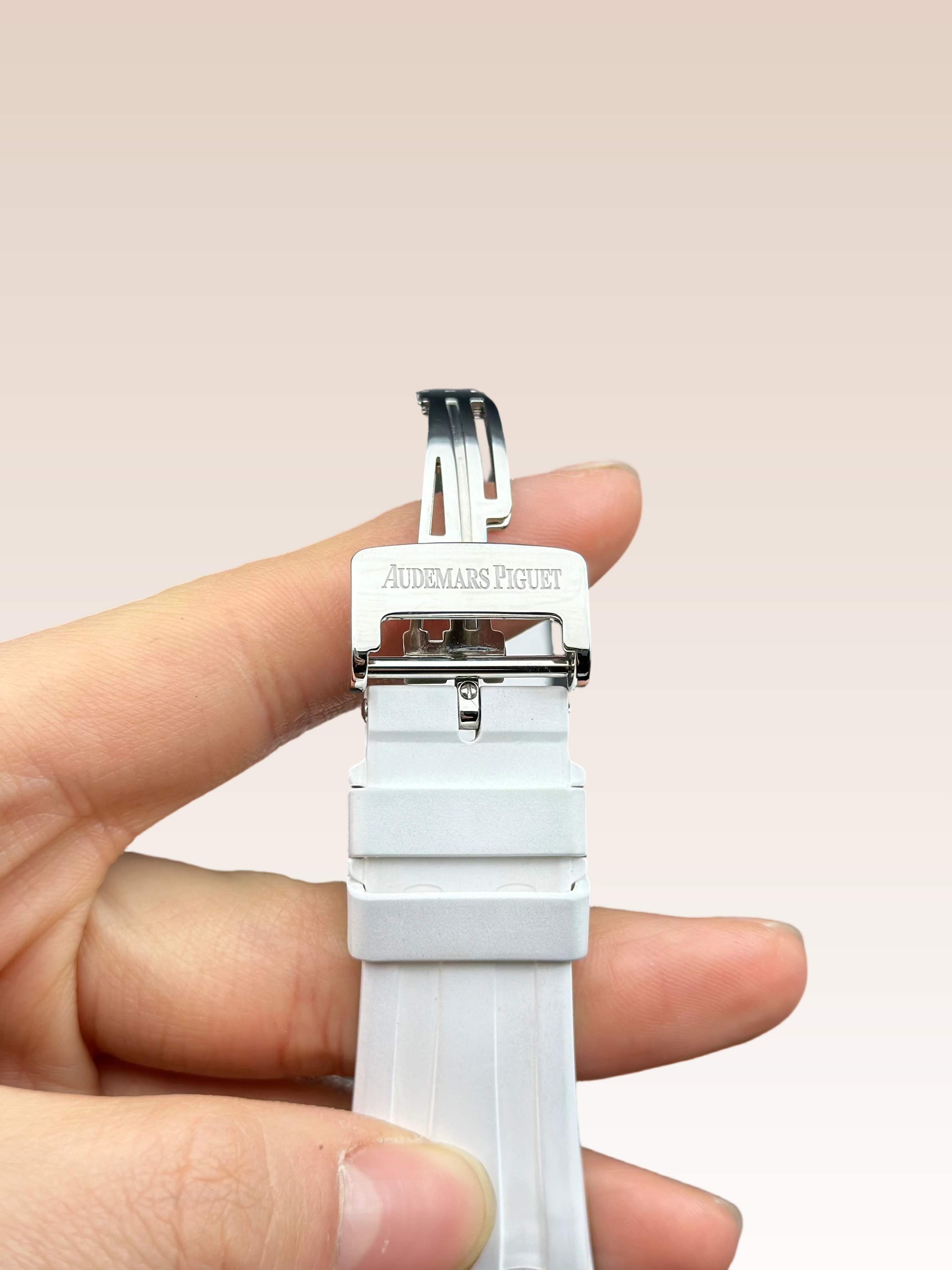 Audemars Piguet 26211SK.ZZ.D002CA.01 detail 4