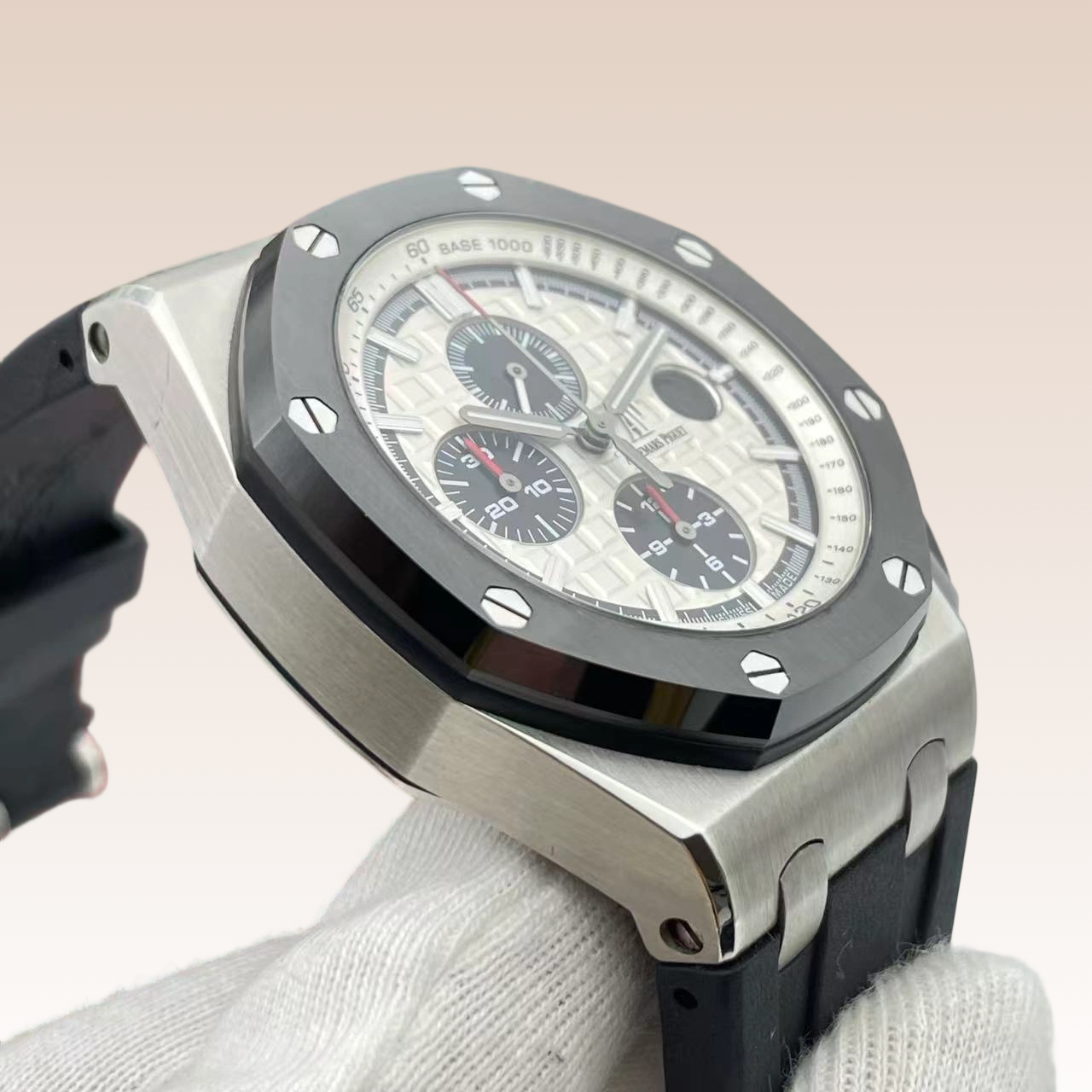 Audemars Piguet 26400SO detail 4
