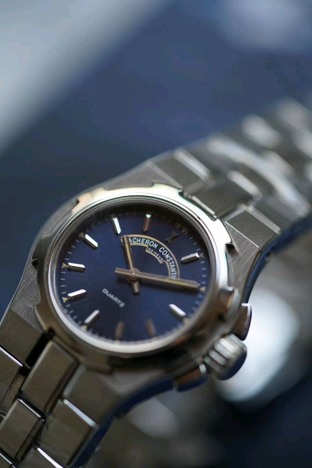 Vacheron Constantin 12050 detail 3