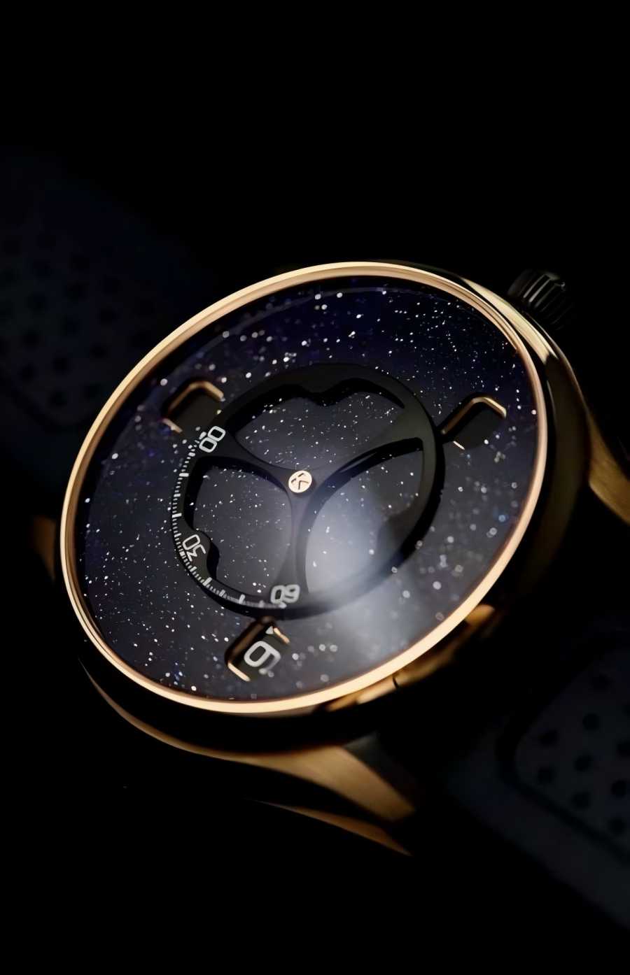 H.Moser & Cie() 3240-0900 detail 2