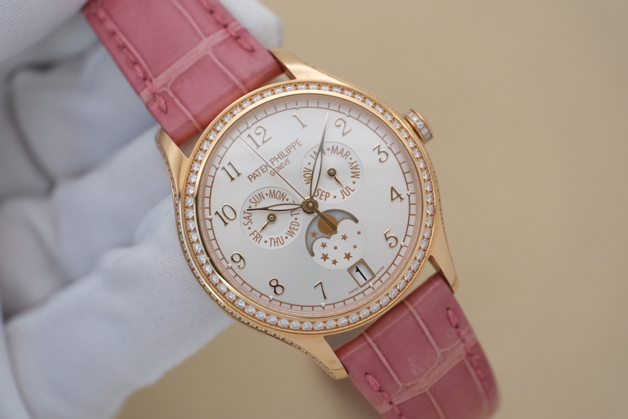 Patek Philippe 4947R-001 detail 1