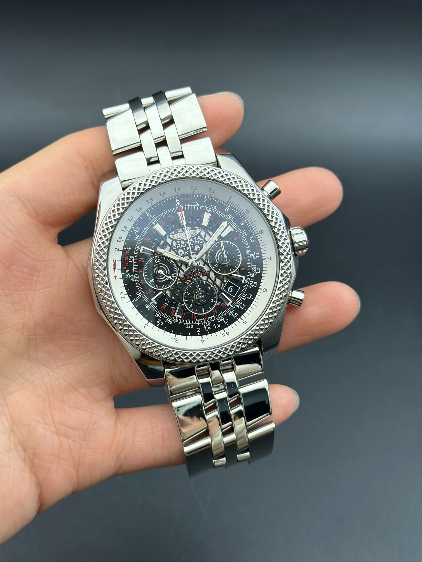 Breitling AB061112.BD80.990A detail 1