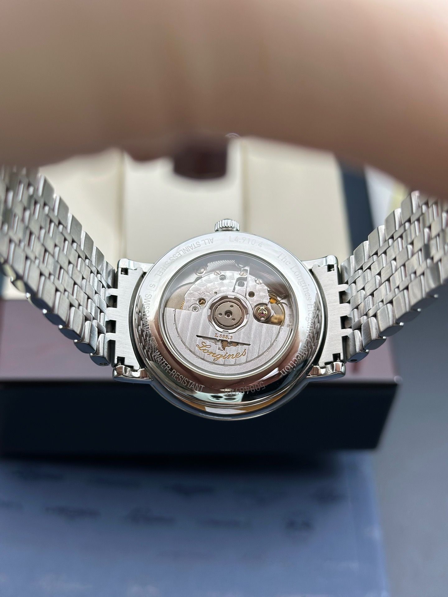 Longines L4.910.4.11.6 detail 6