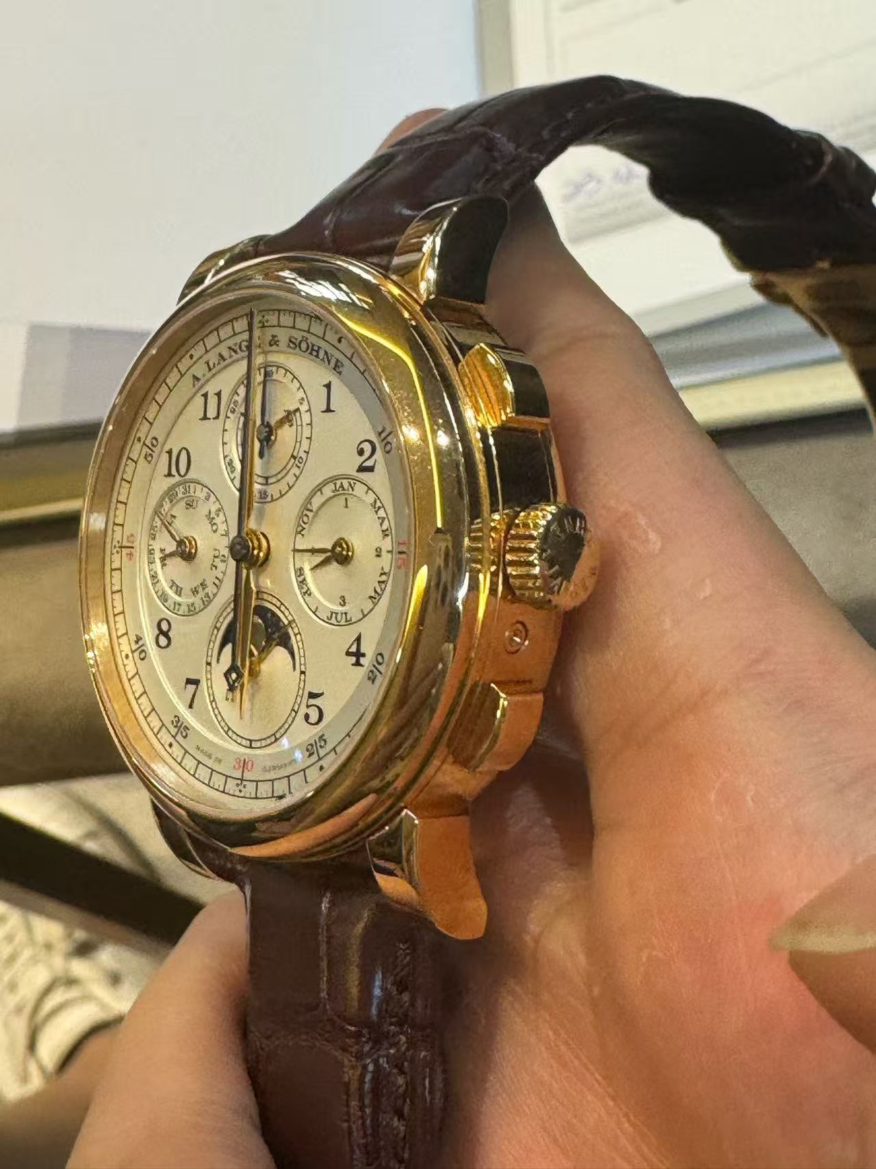 A. Lange & S&ouml;hne 421.032 detail 2