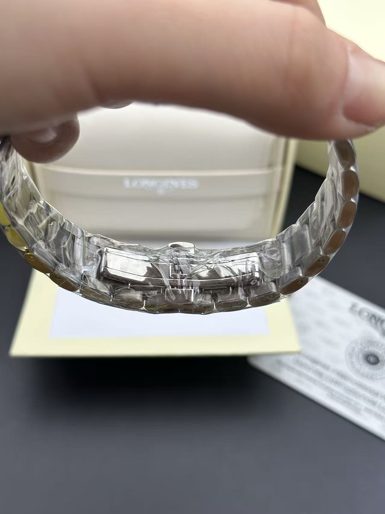 Longines L2.669.4.51.6 detail 5