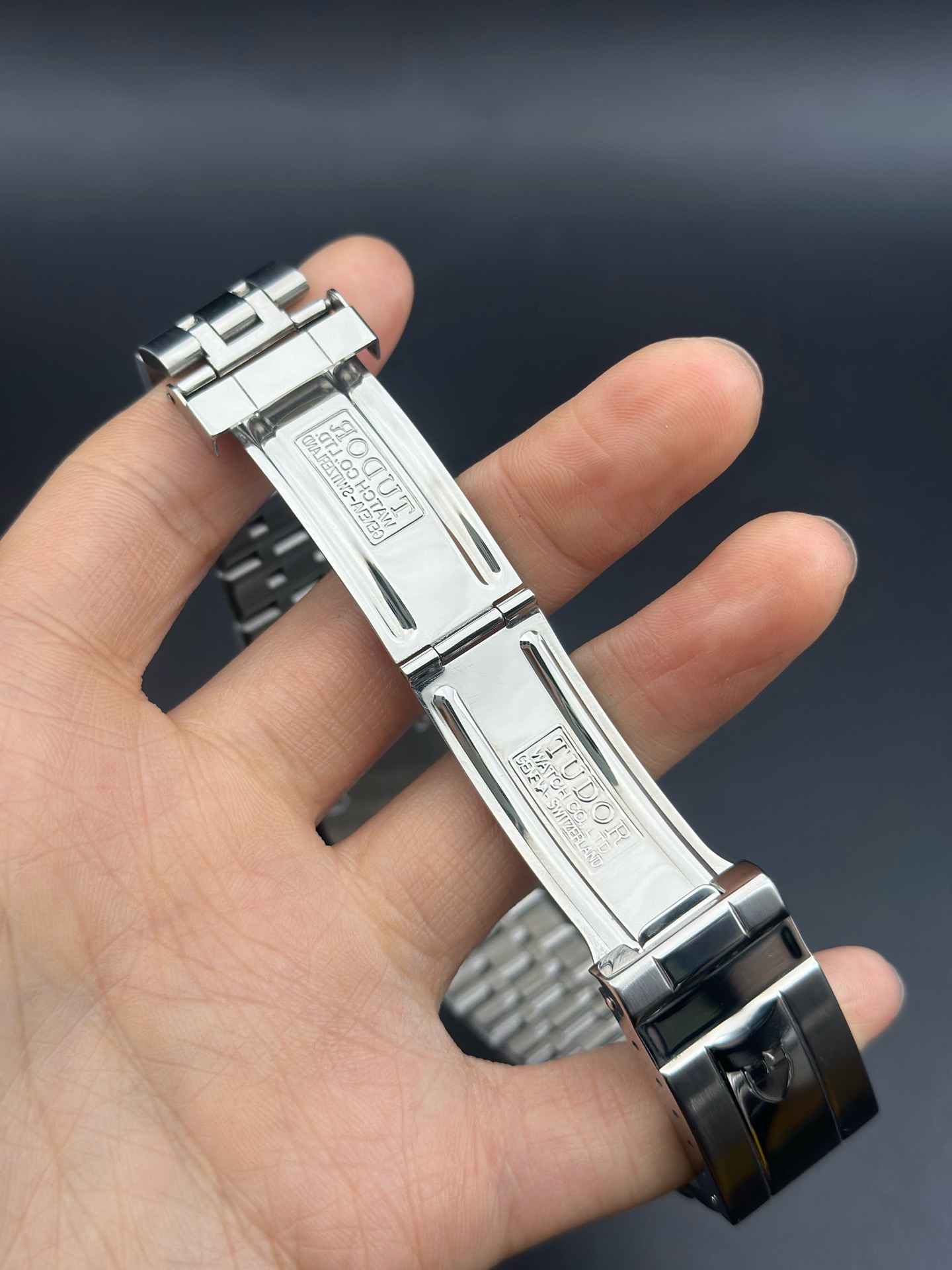 Tudor 20300-93570 detail 6
