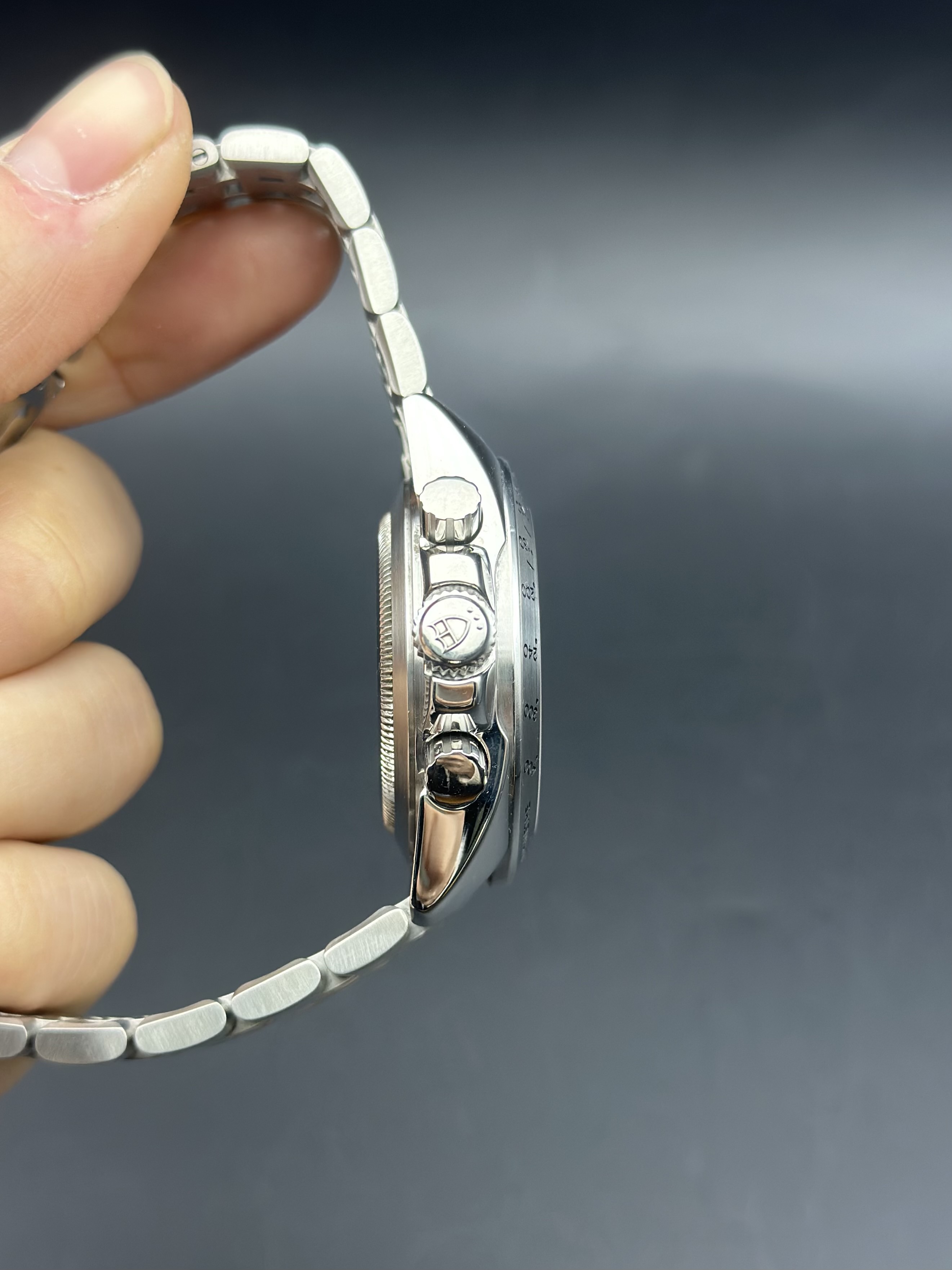 Tudor 20300-93570 detail 5