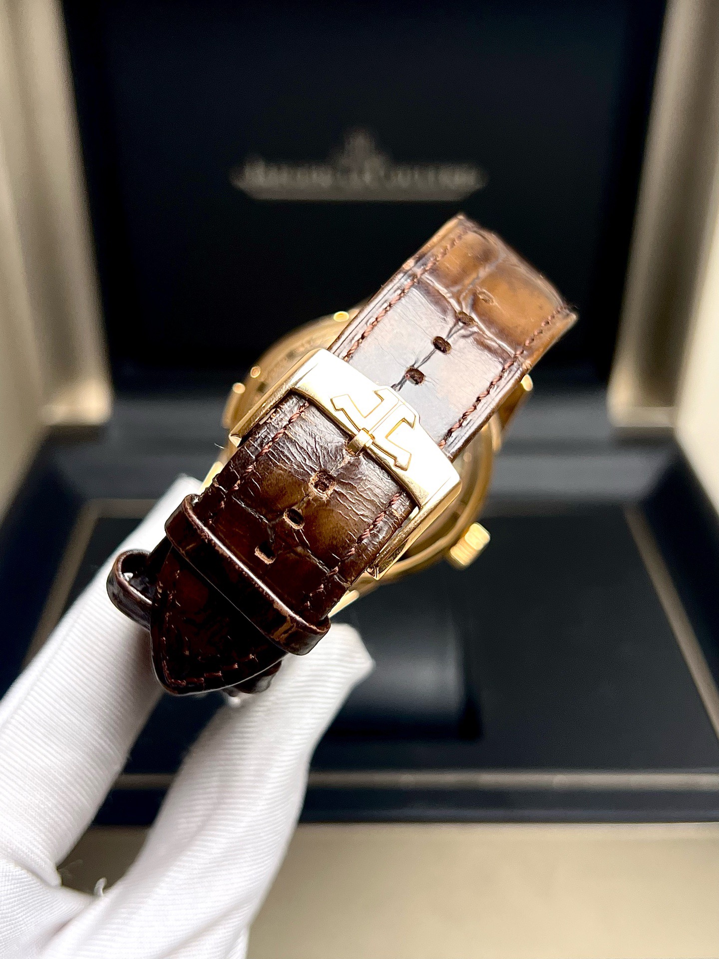 Jaeger-LeCoultre 6042422 detail 3