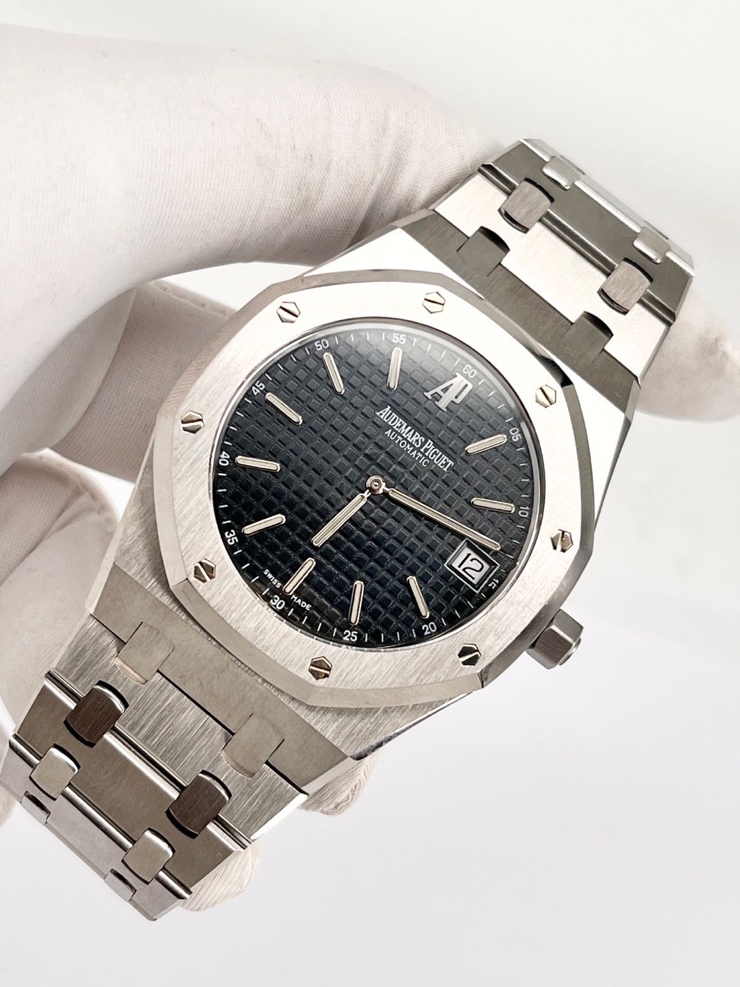 Audemars Piguet 15202ST detail 2