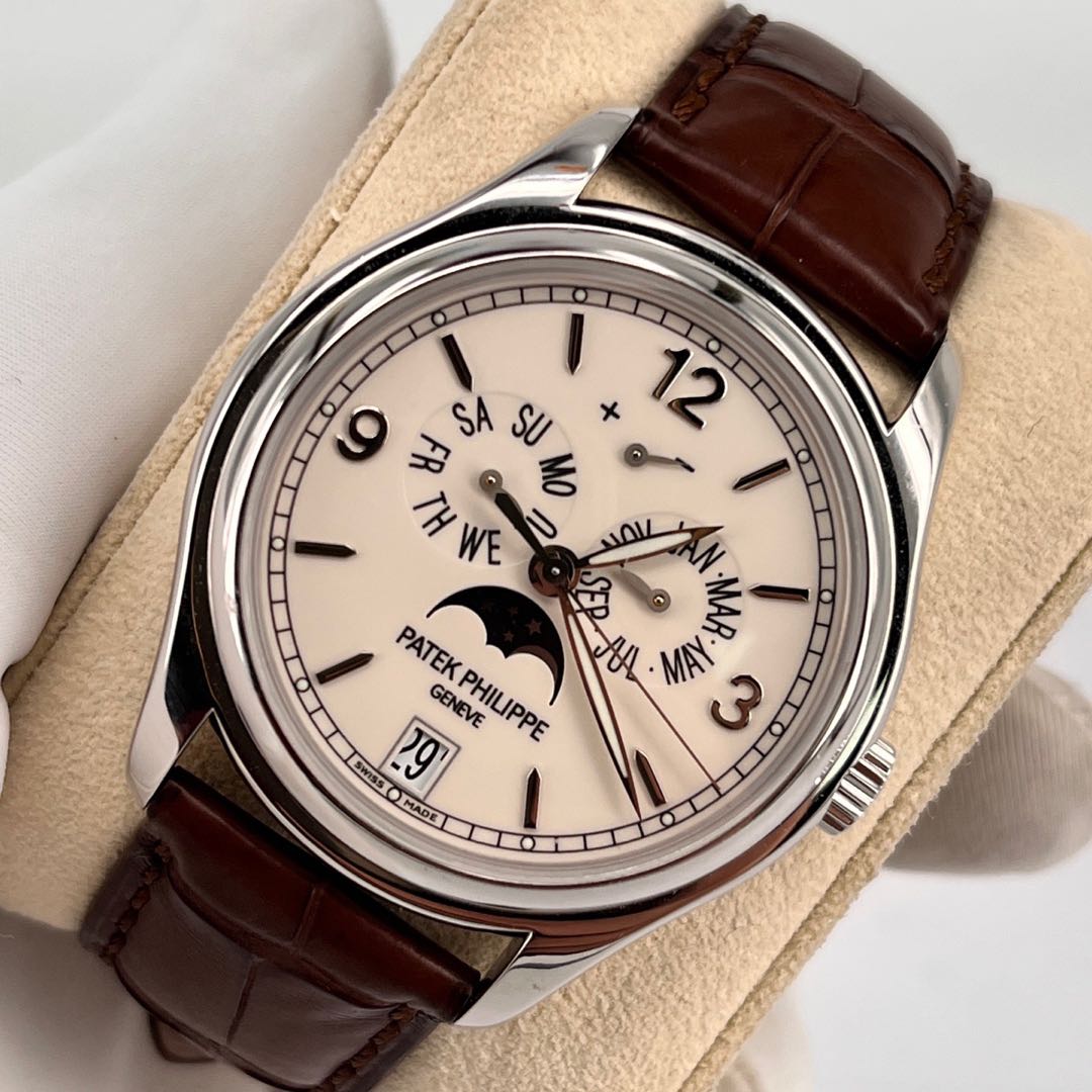 Patek Philippe 5146G-001 detail 2