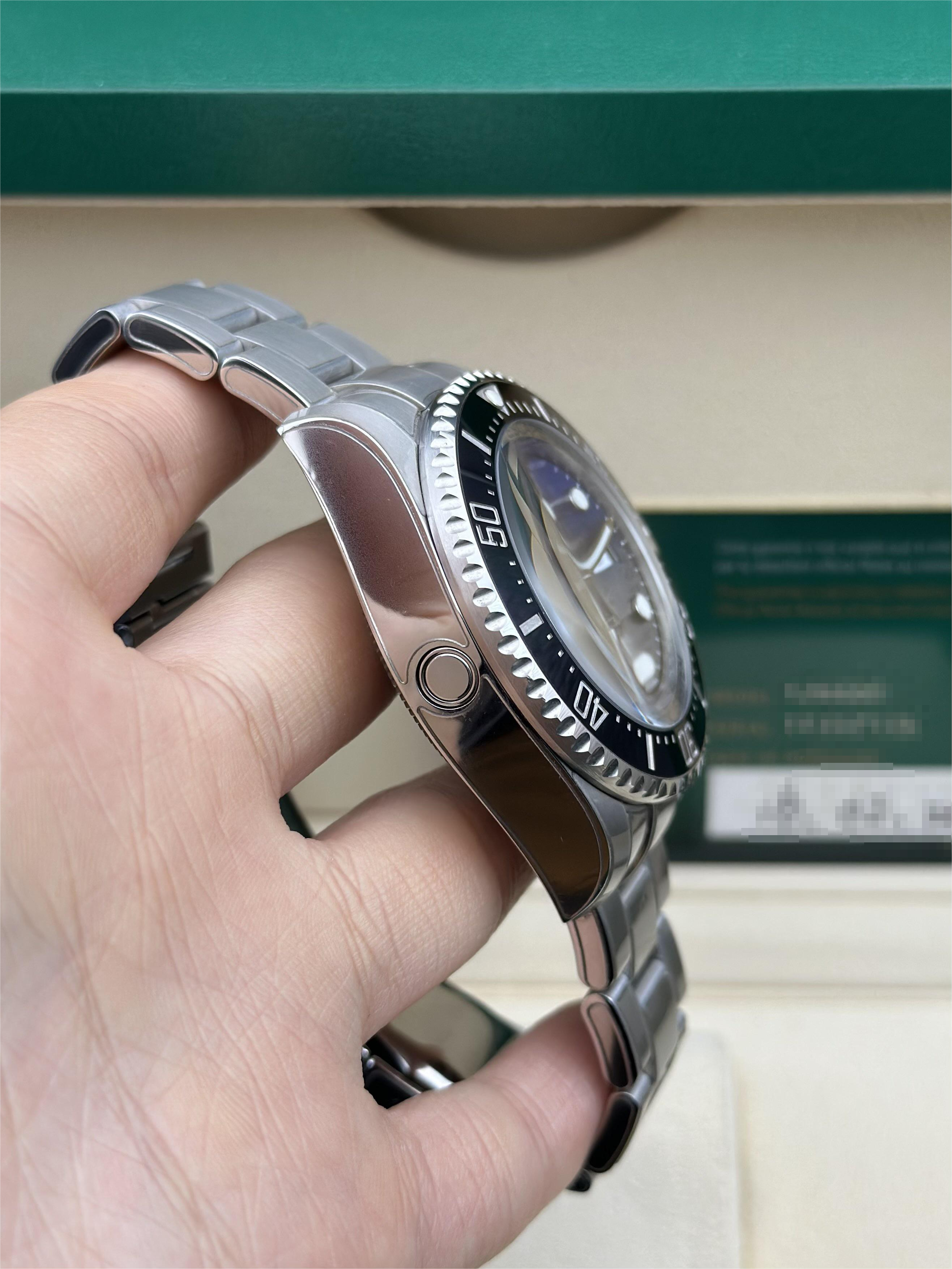 Rolex m126660-0002 detail 2