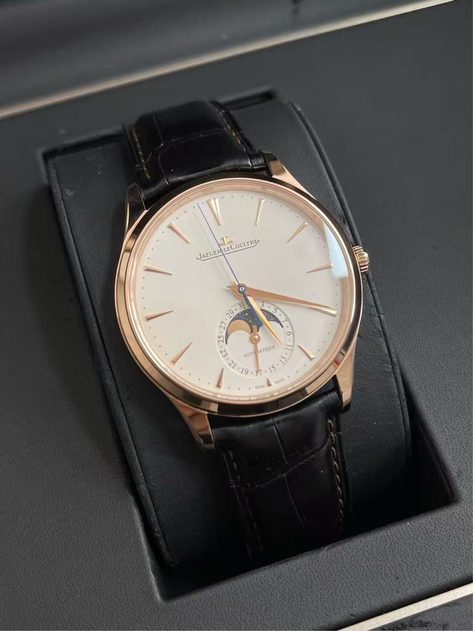 Jaeger-LeCoultre 1362510 detail 2