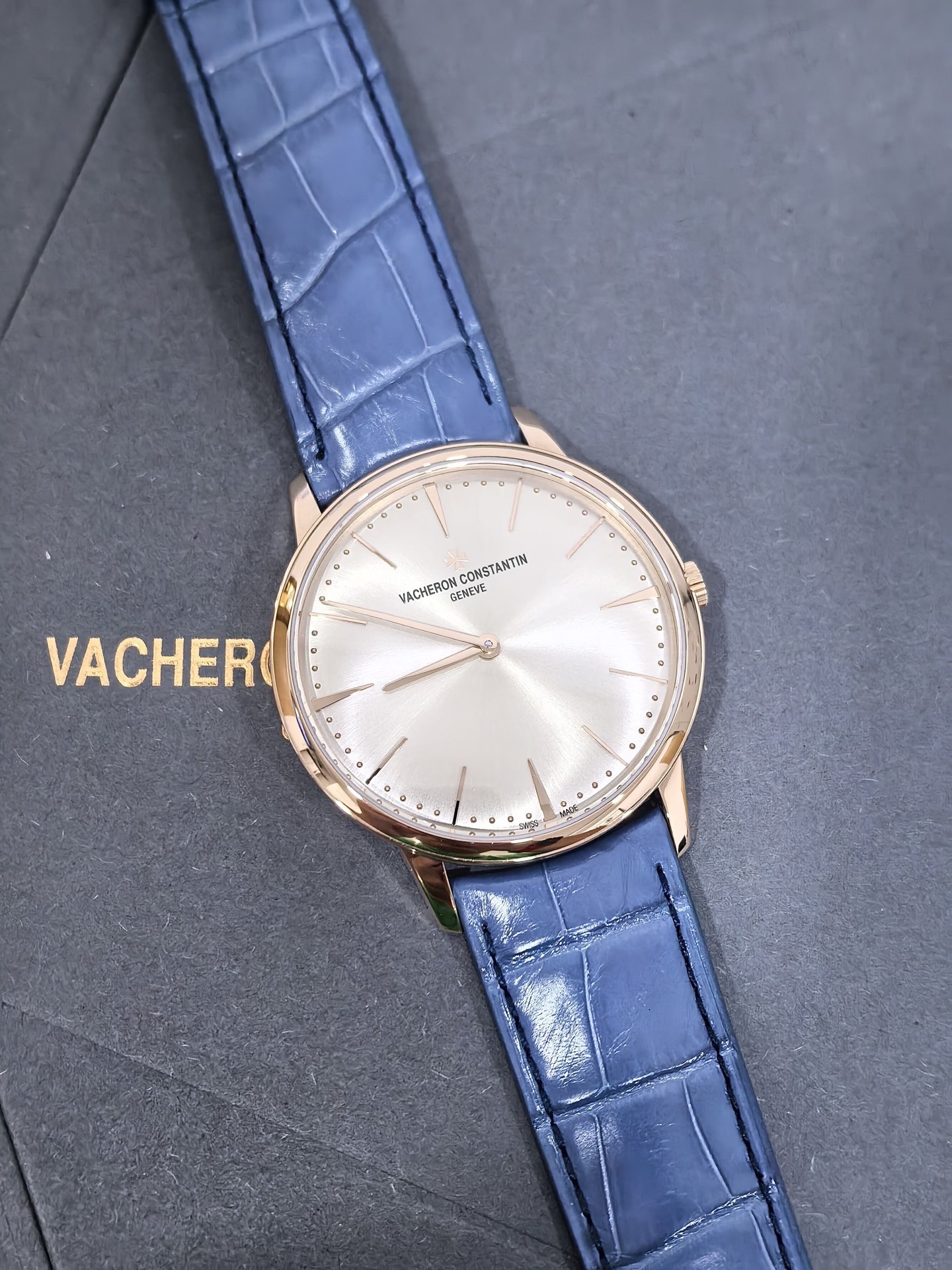 Vacheron Constantin 1410U / 000R-H018