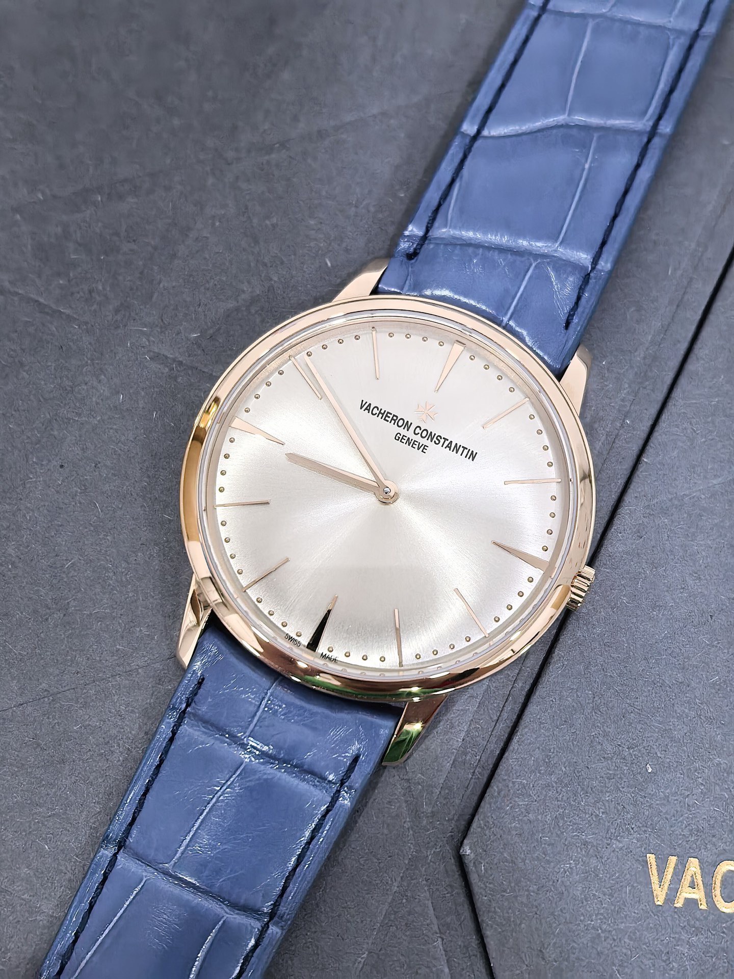 Vacheron Constantin 1410U / 000R-H018 detail 1