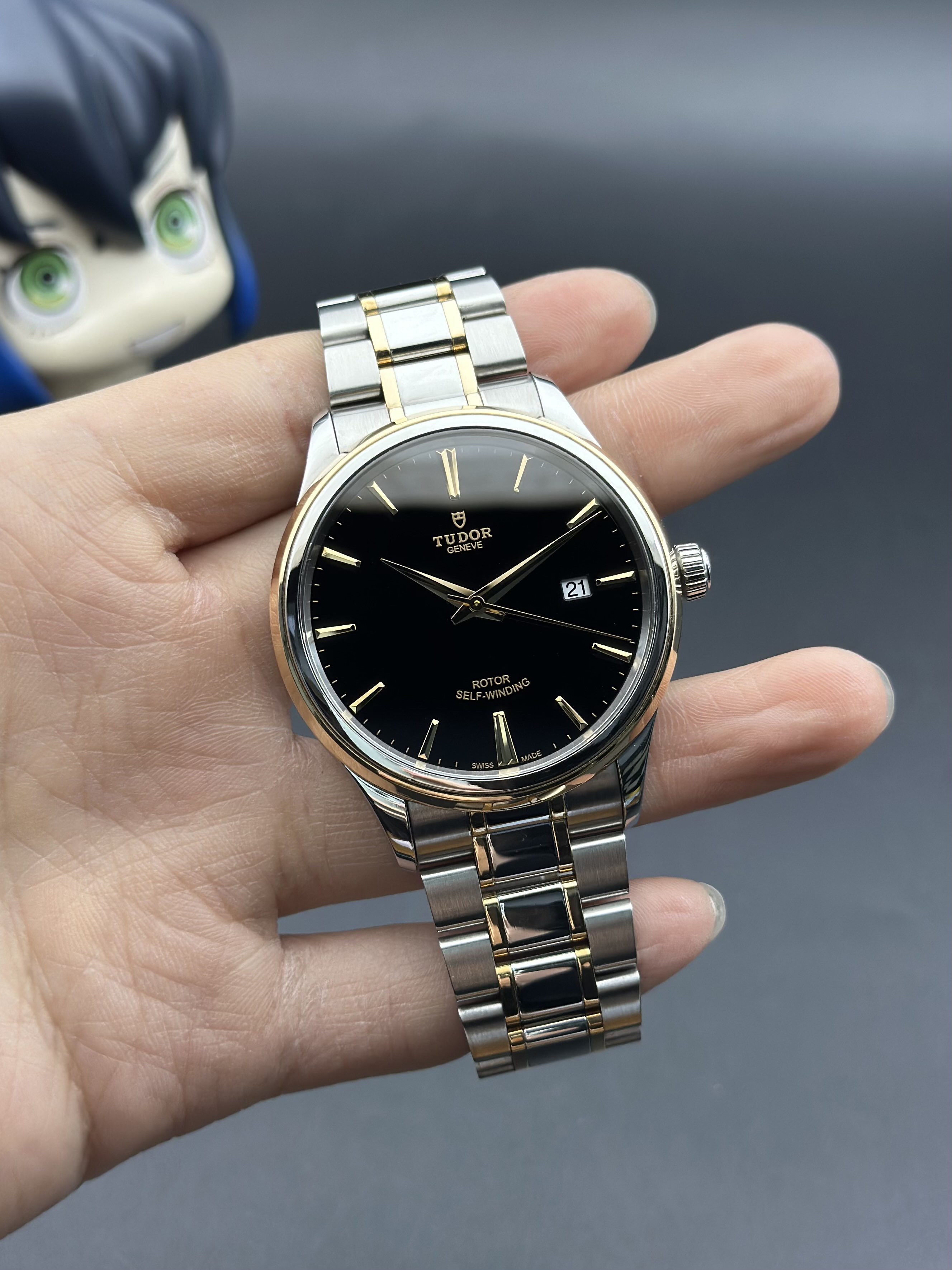 Tudor m12703-0003 detail 7