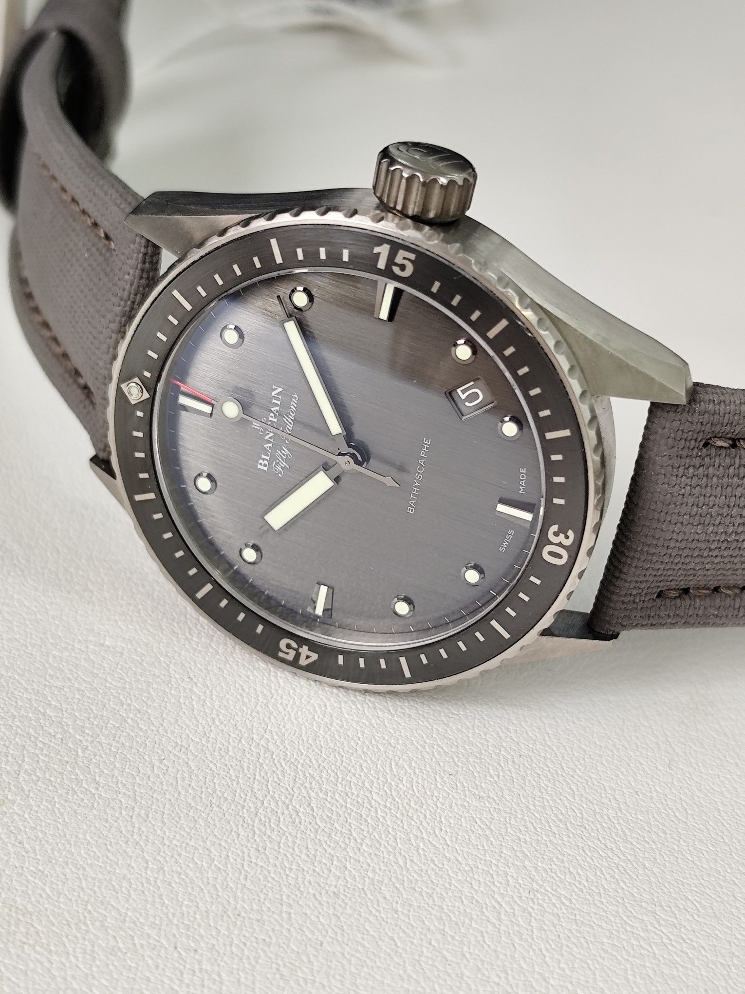 Blancpain 5000-1210-G52A detail 4