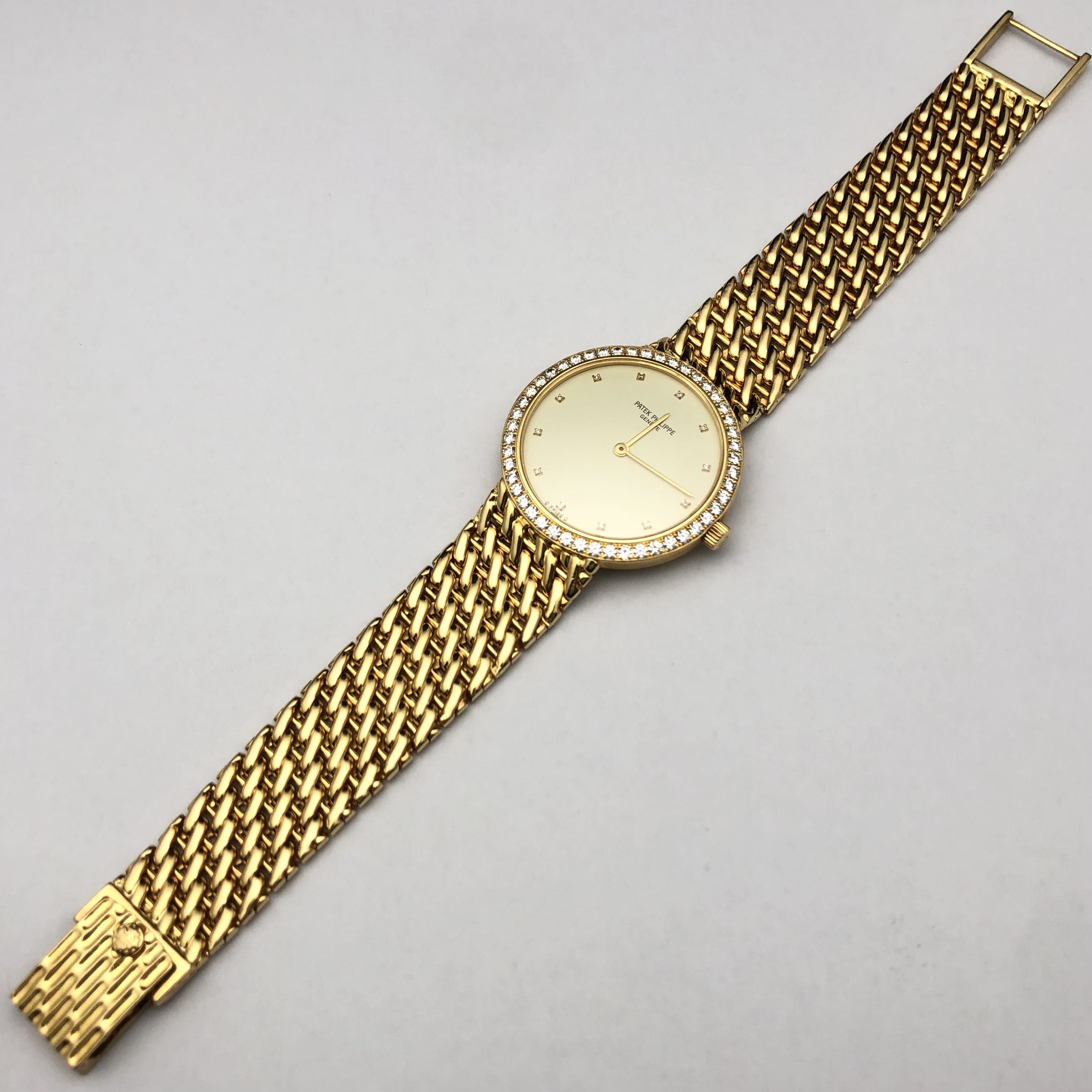 Patek Philippe 3993J detail 3