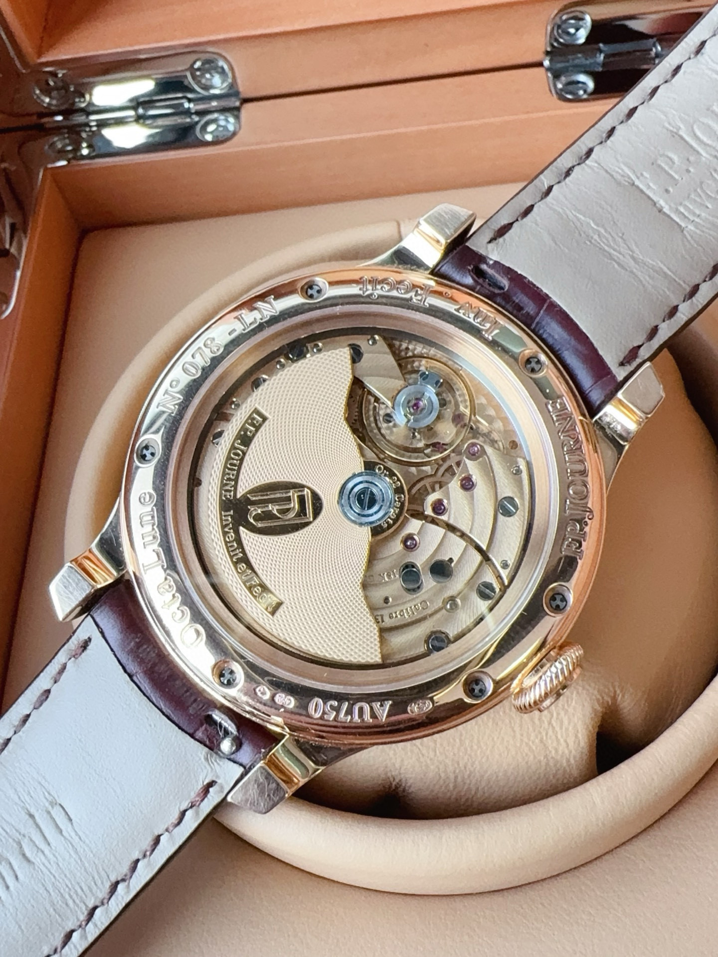 FPJ Octa lune detail 8