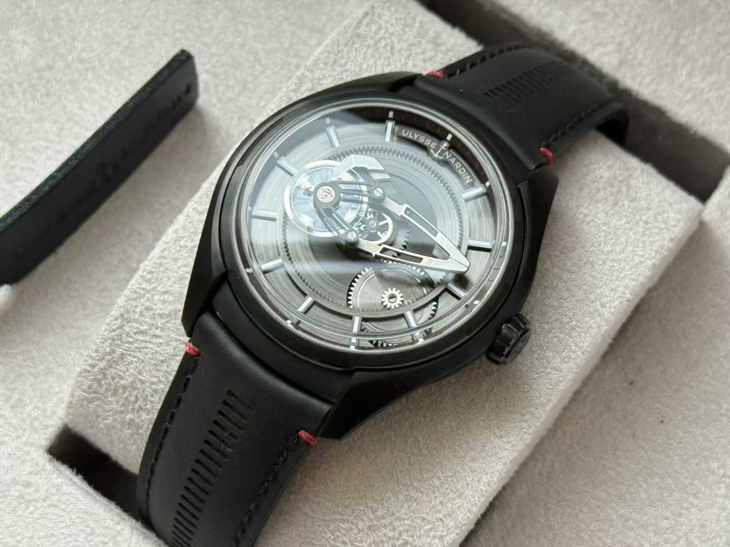 Ulysse Nardin 2303-270