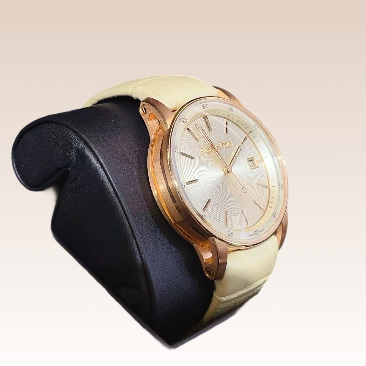 Audemars Piguet 77410OR.OO.A825CR.01 detail 3