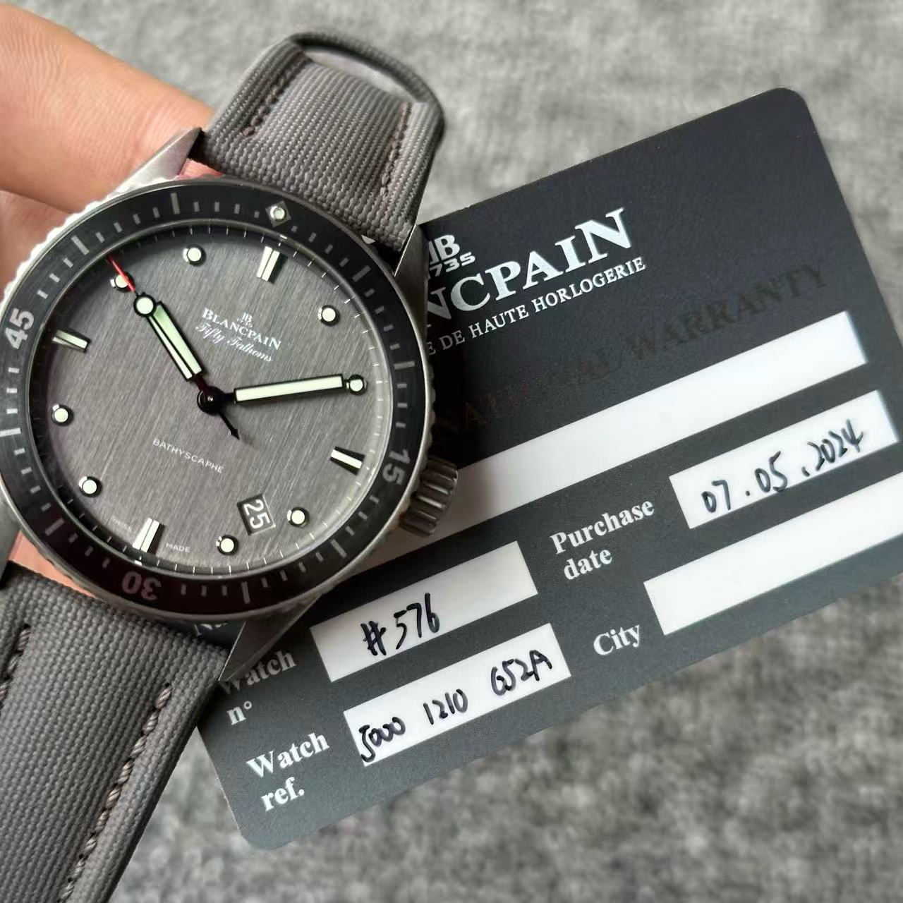 Blancpain 5000-1210-G52A detail 5