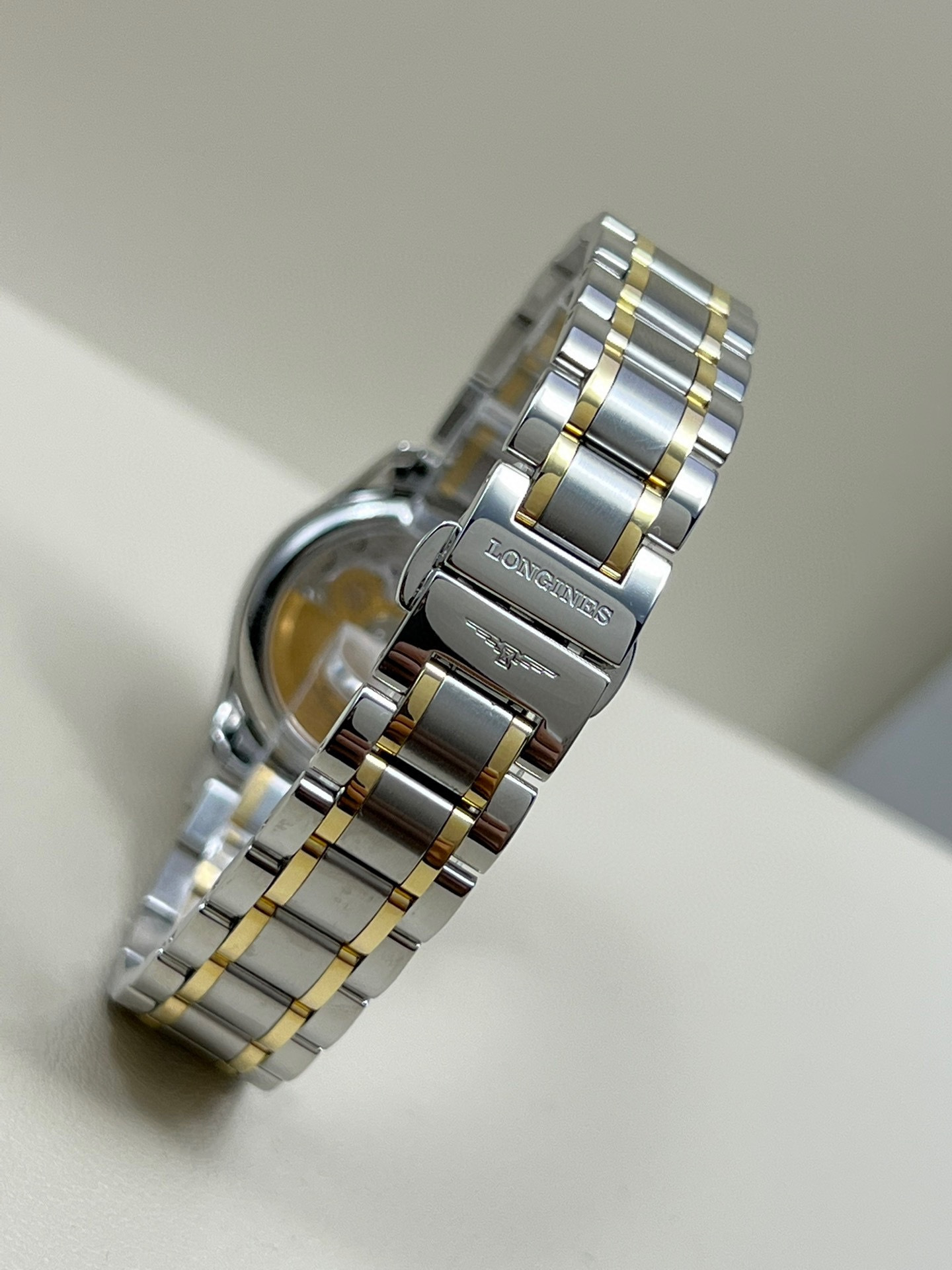 Longines L2.128.5.37.7 detail 5