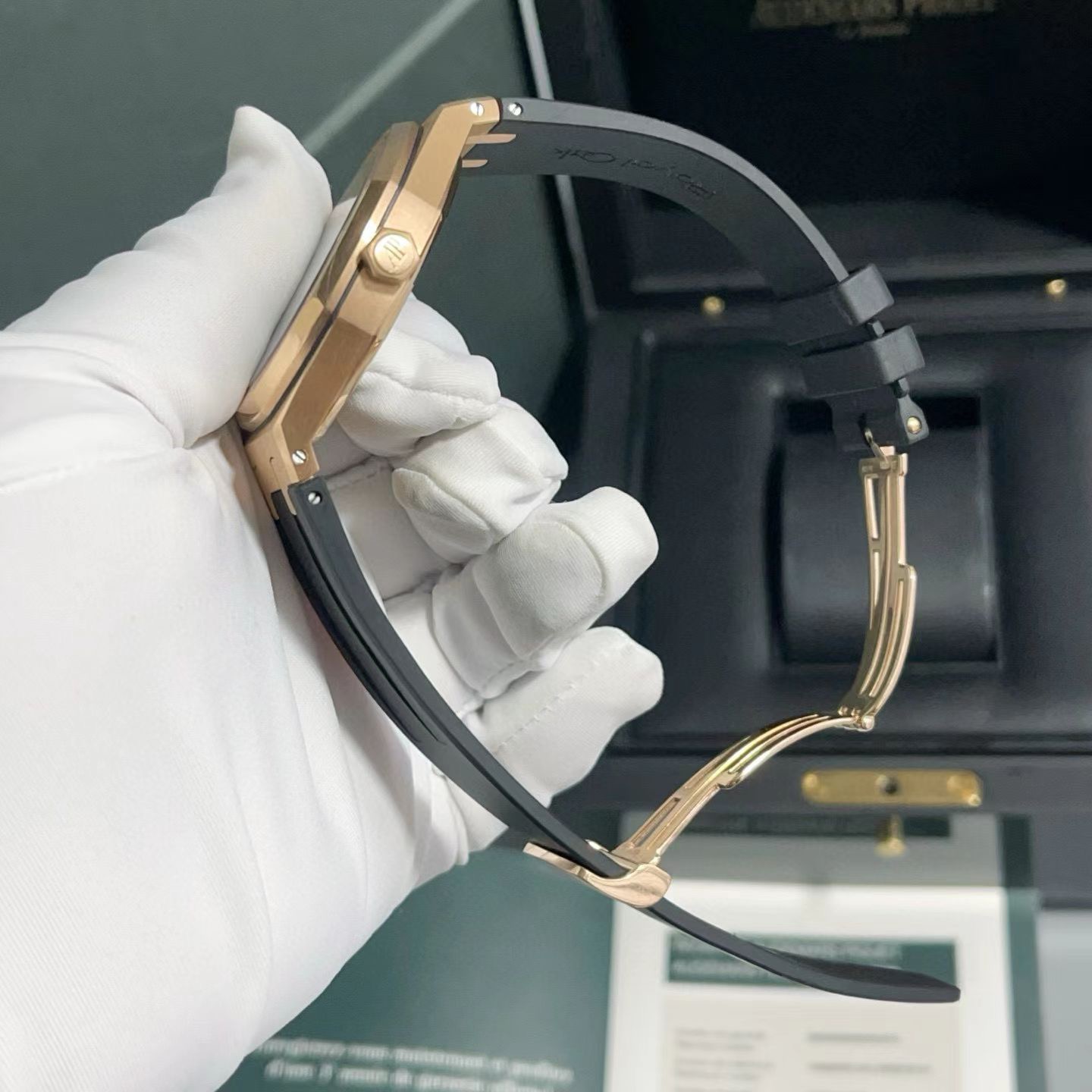 Audemars Piguet 15400OR.OO.D002CR.01 detail 3