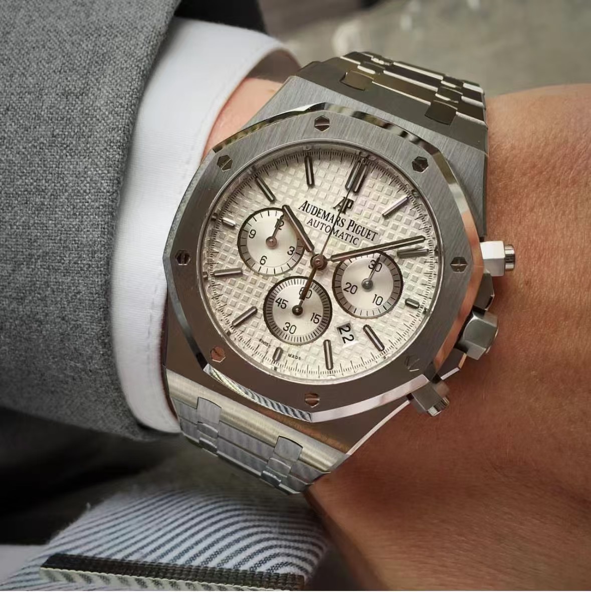 Audemars Piguet 26320ST.OO.1220ST.02