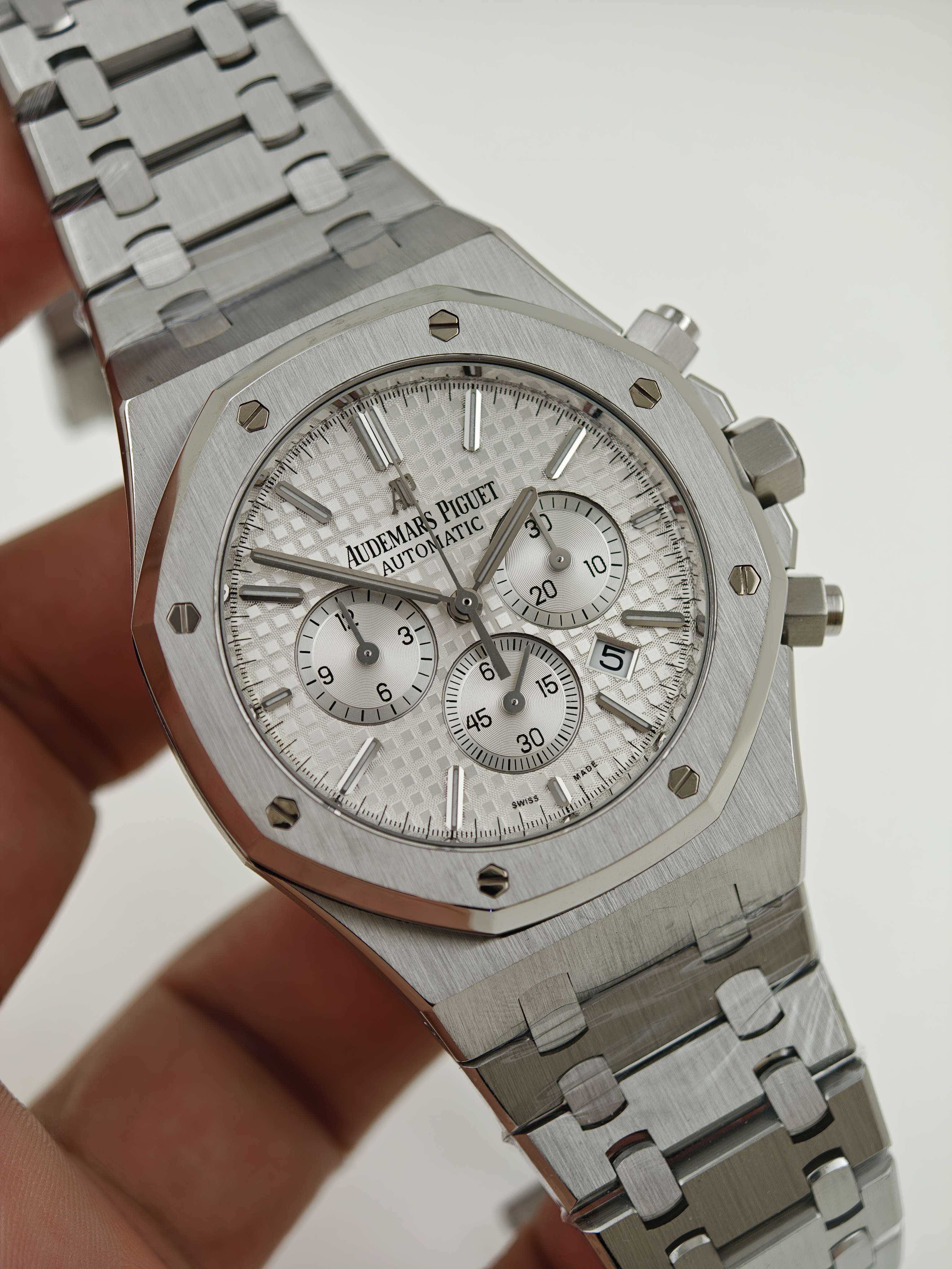 Audemars Piguet 26320ST.OO.1220ST.02 detail 1
