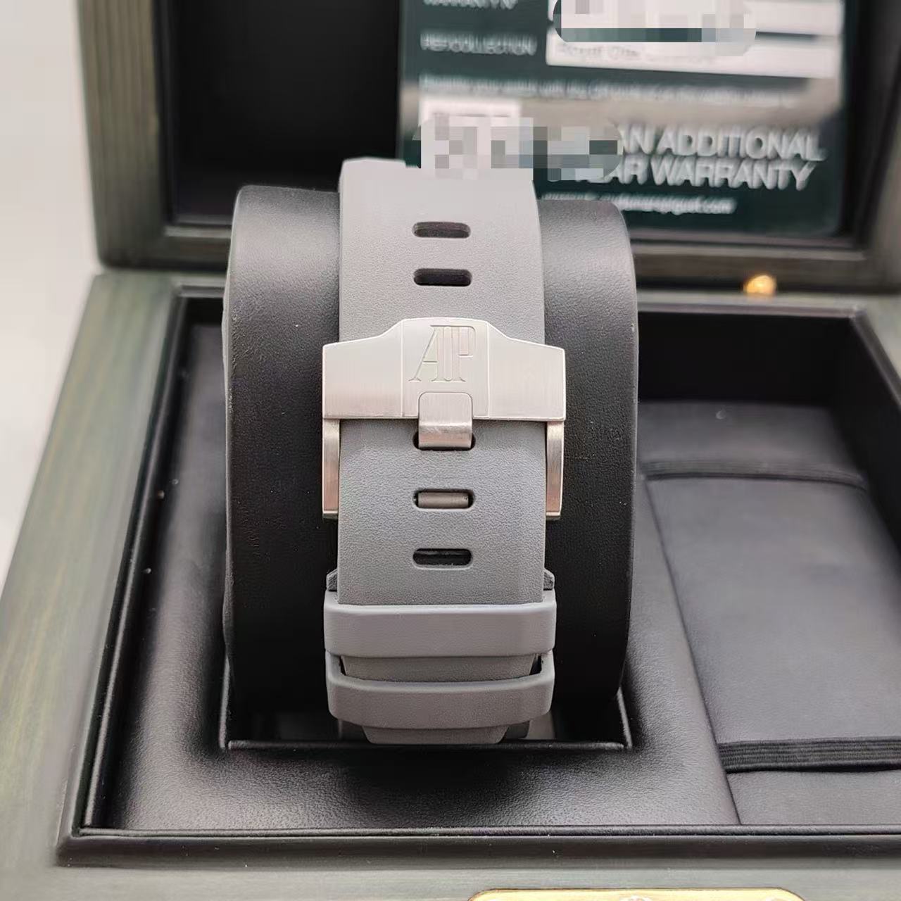 Audemars Piguet 15720ST.OO.A009CA.01 detail 4