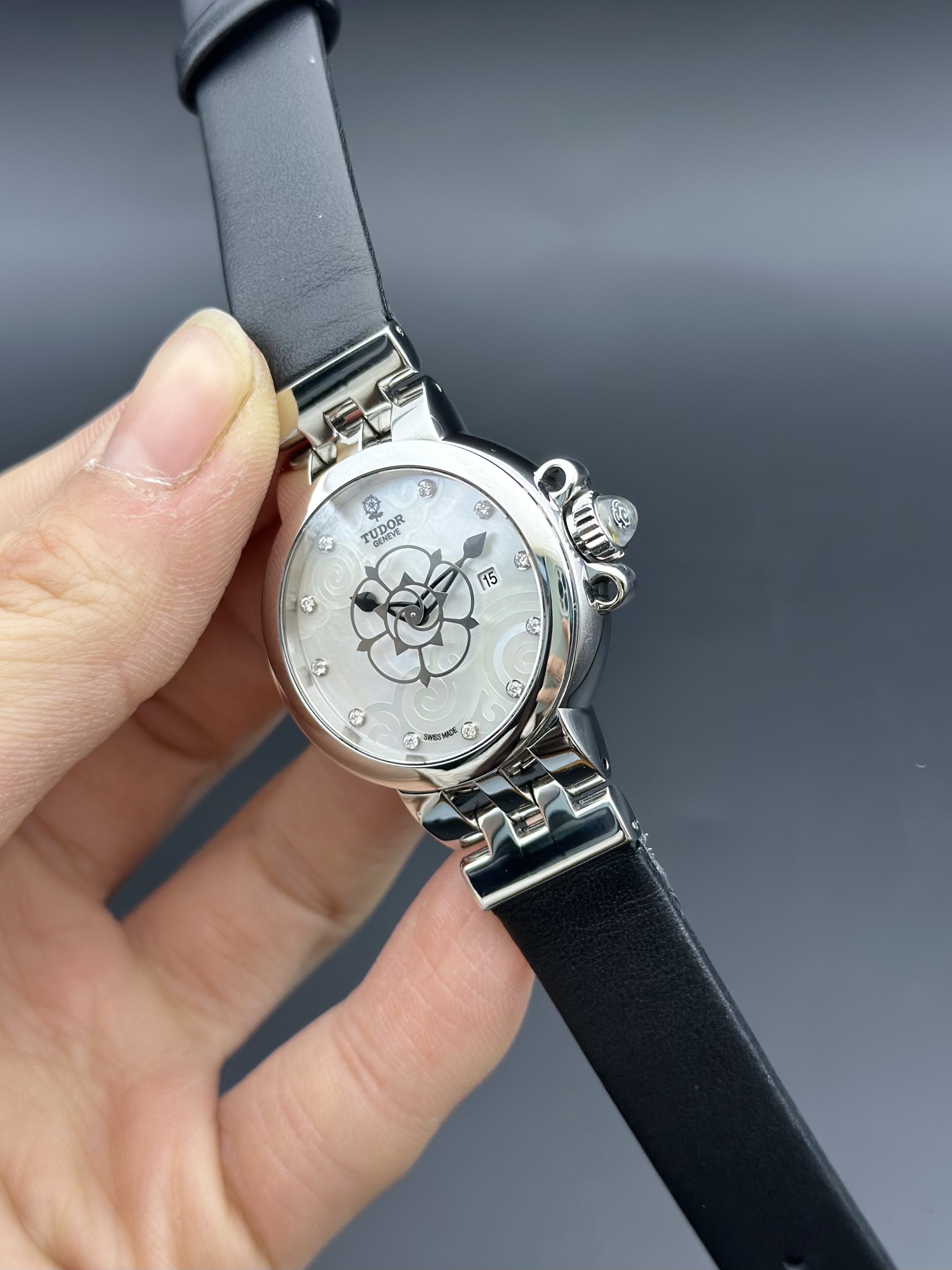 Tudor 35400 detail 4