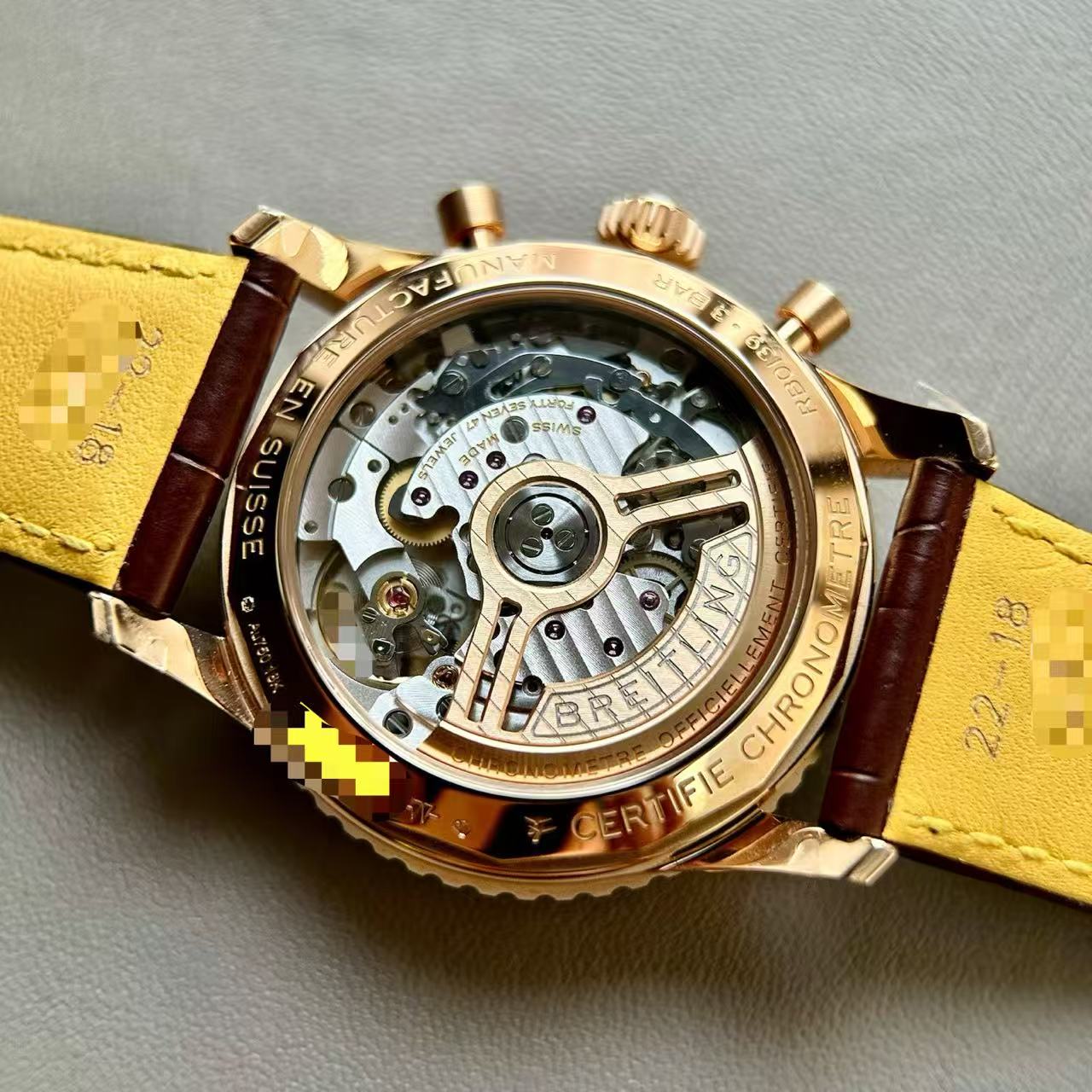 Breitling RB0139211G1P1 detail 4