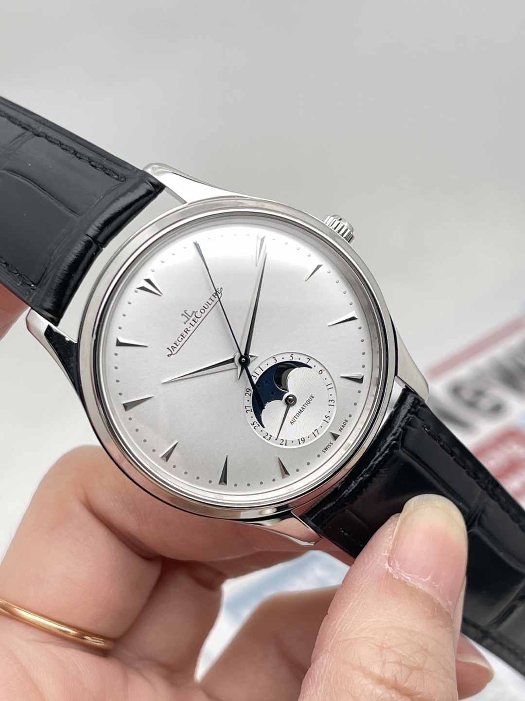 Jaeger-LeCoultre 1368420 detail 2