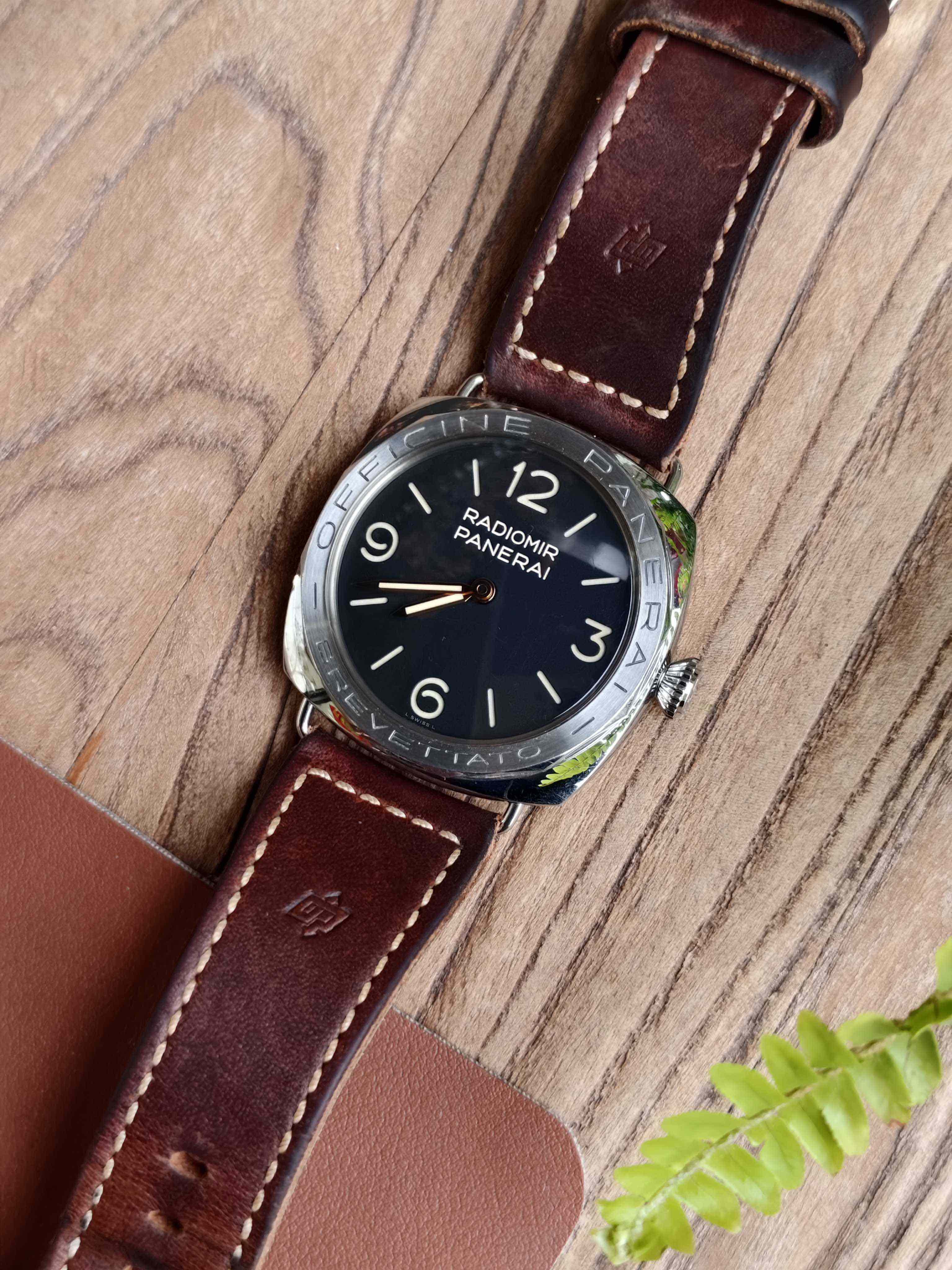 Panerai PAM00685 detail 2