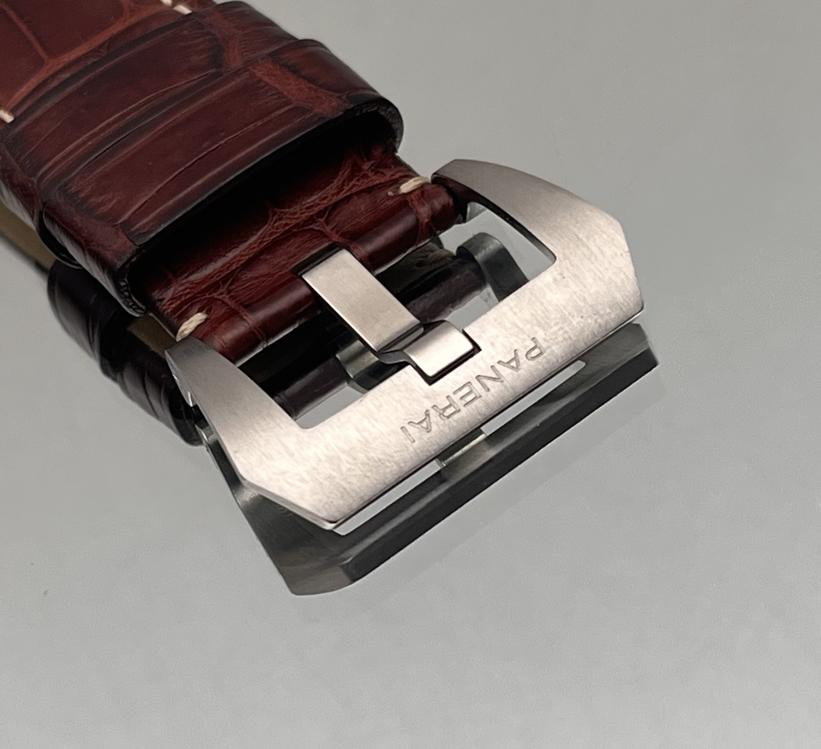 Panerai PAM00270 detail 5