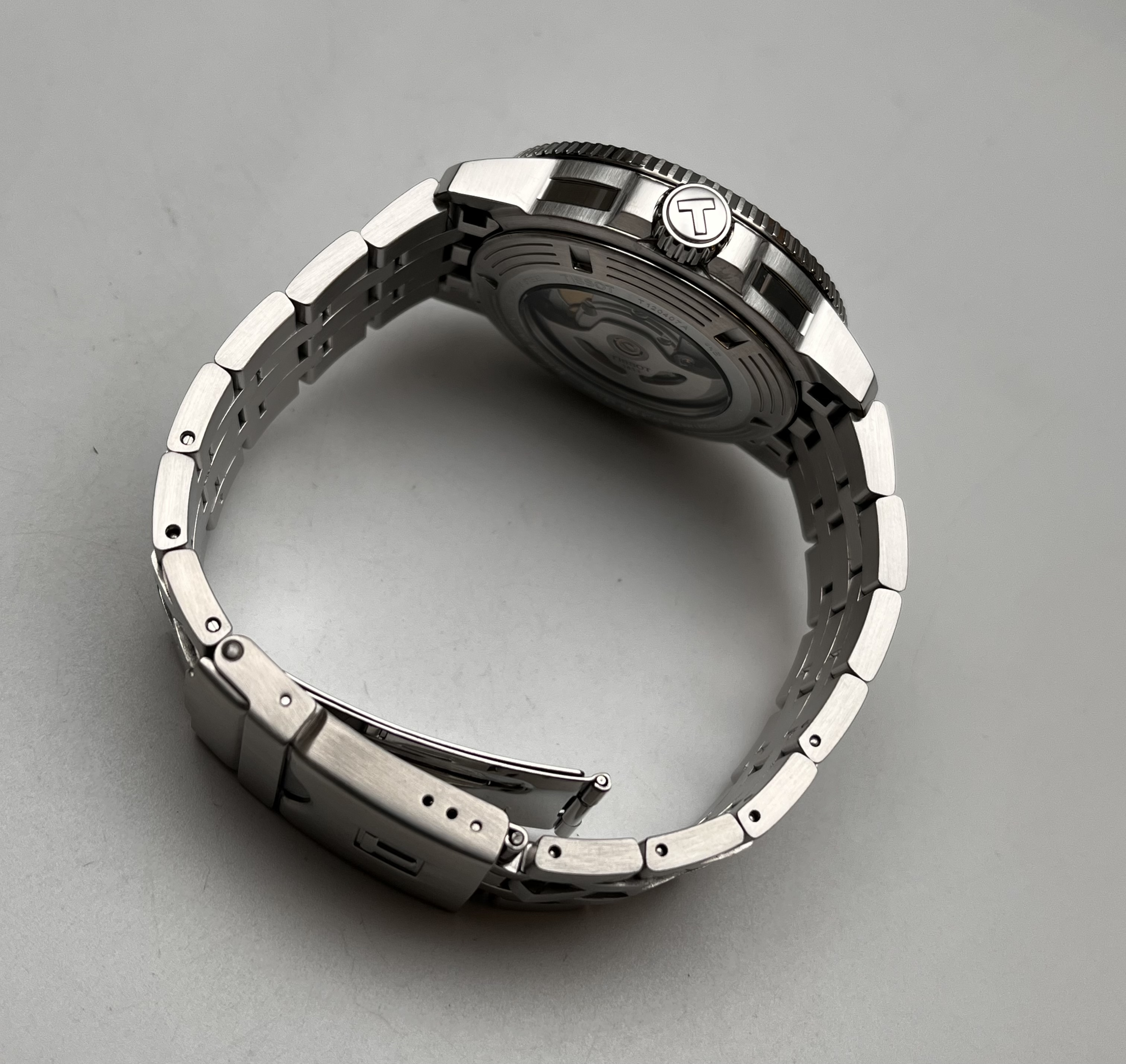 Tissot T120.407.11.091.01 detail 5
