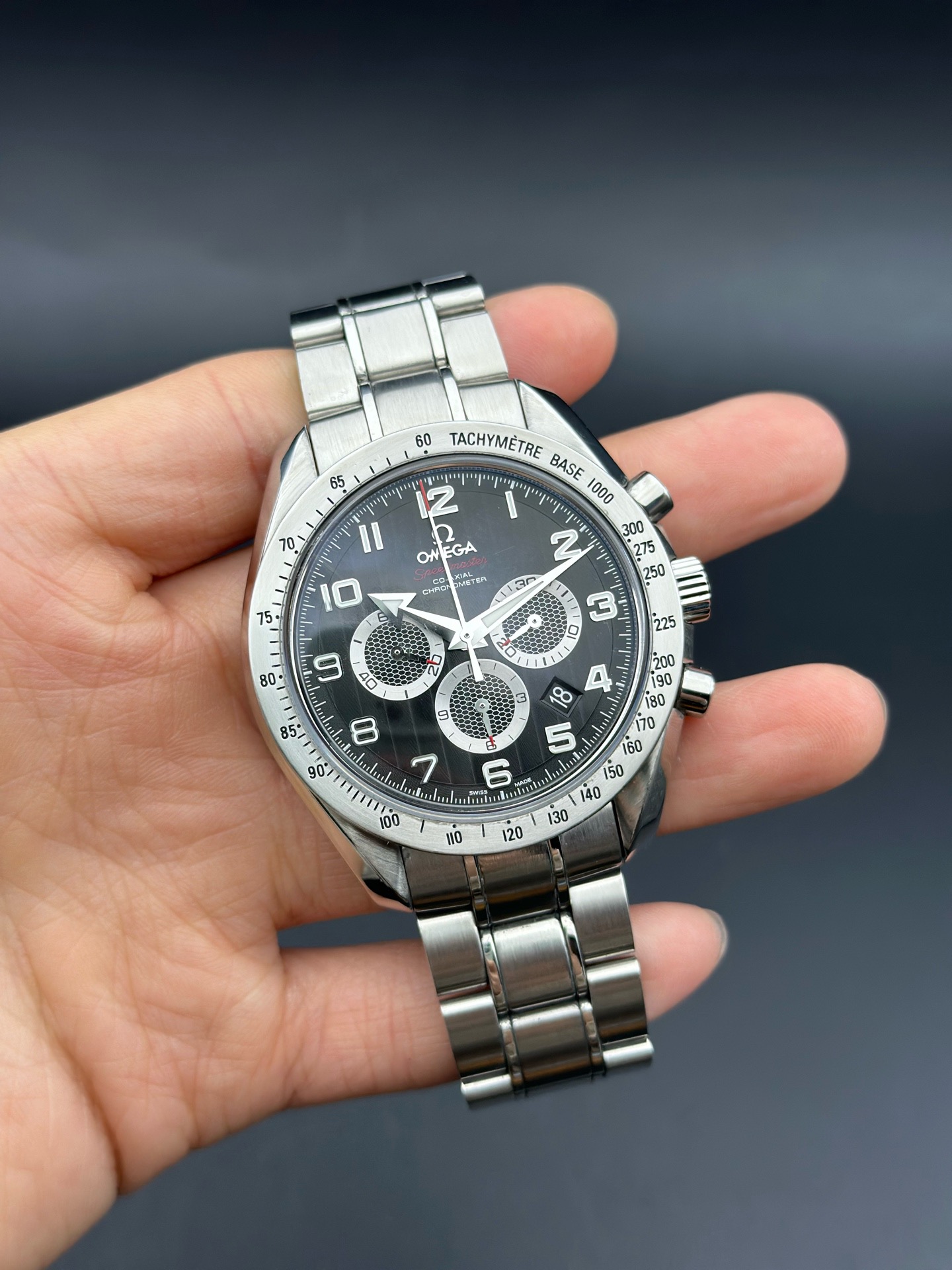 Omega 321.10.44.50.01.001 detail 1