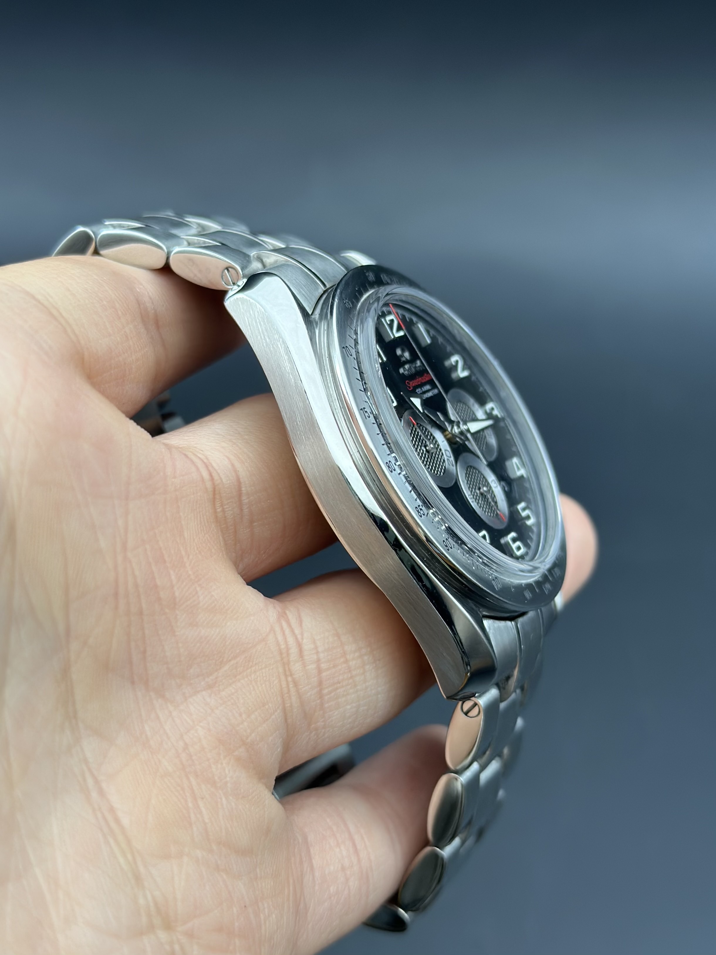 Omega 321.10.44.50.01.001 detail 3