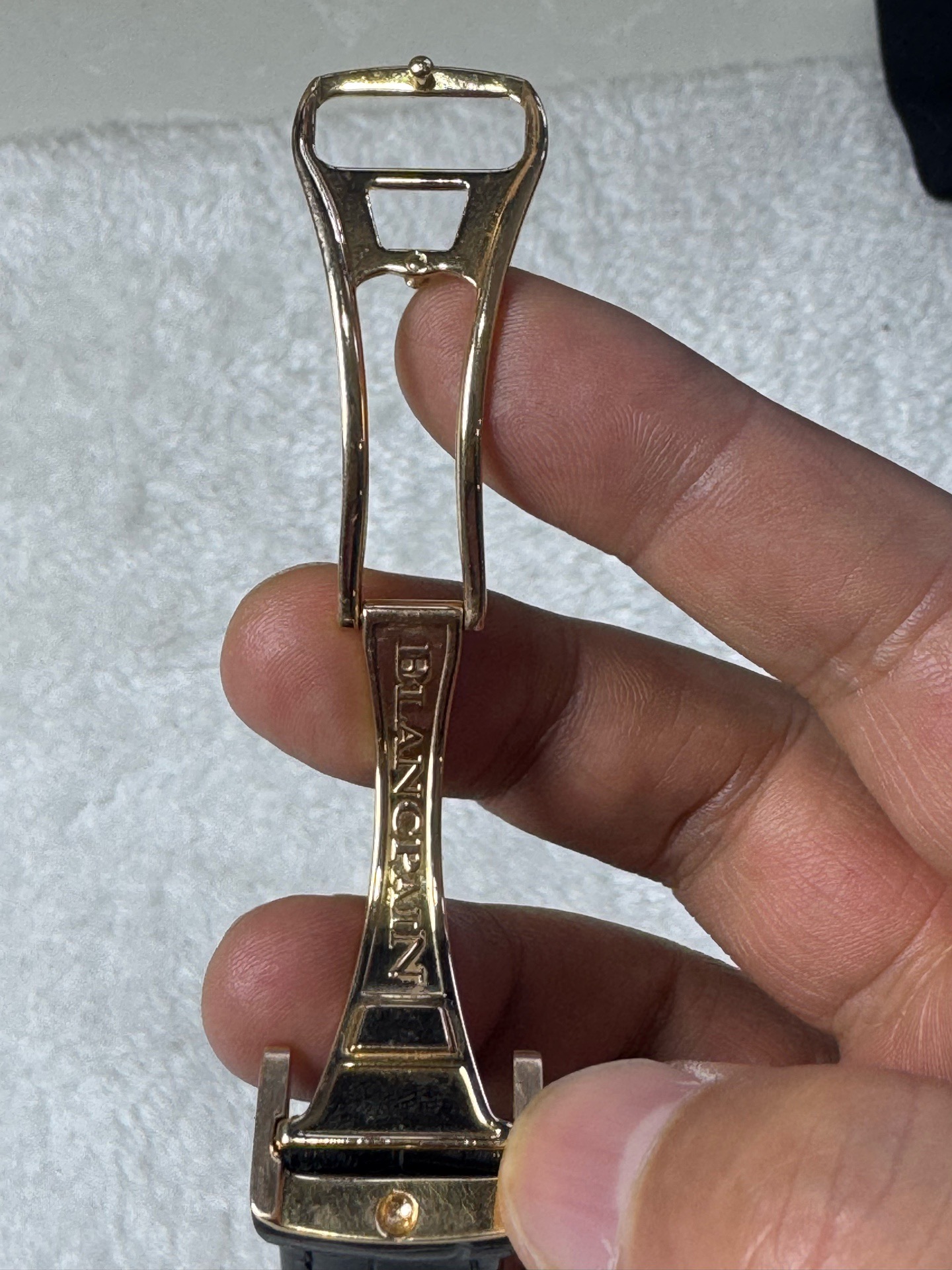 Blancpain 2100-1430A-64B detail 3