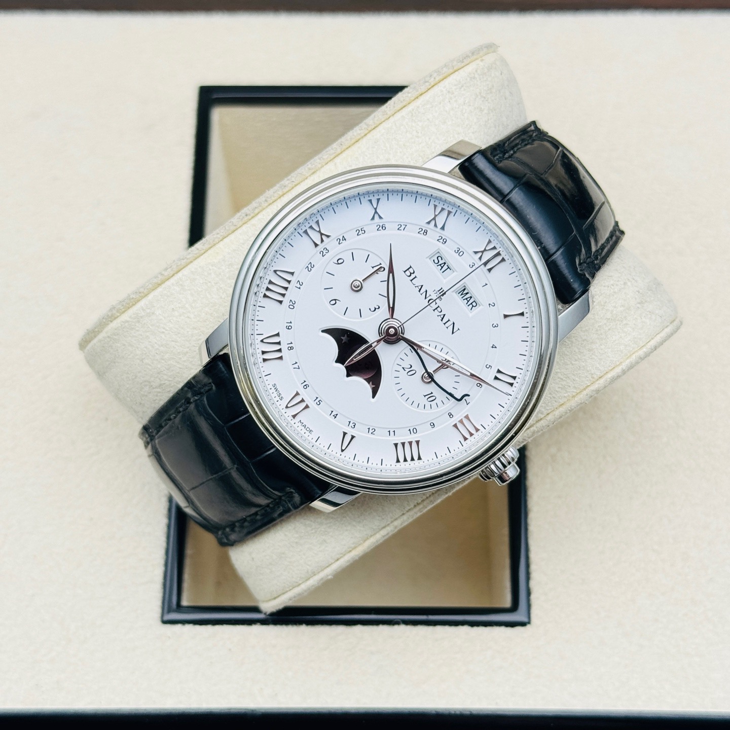 Blancpain 6685-1127-55B detail 2