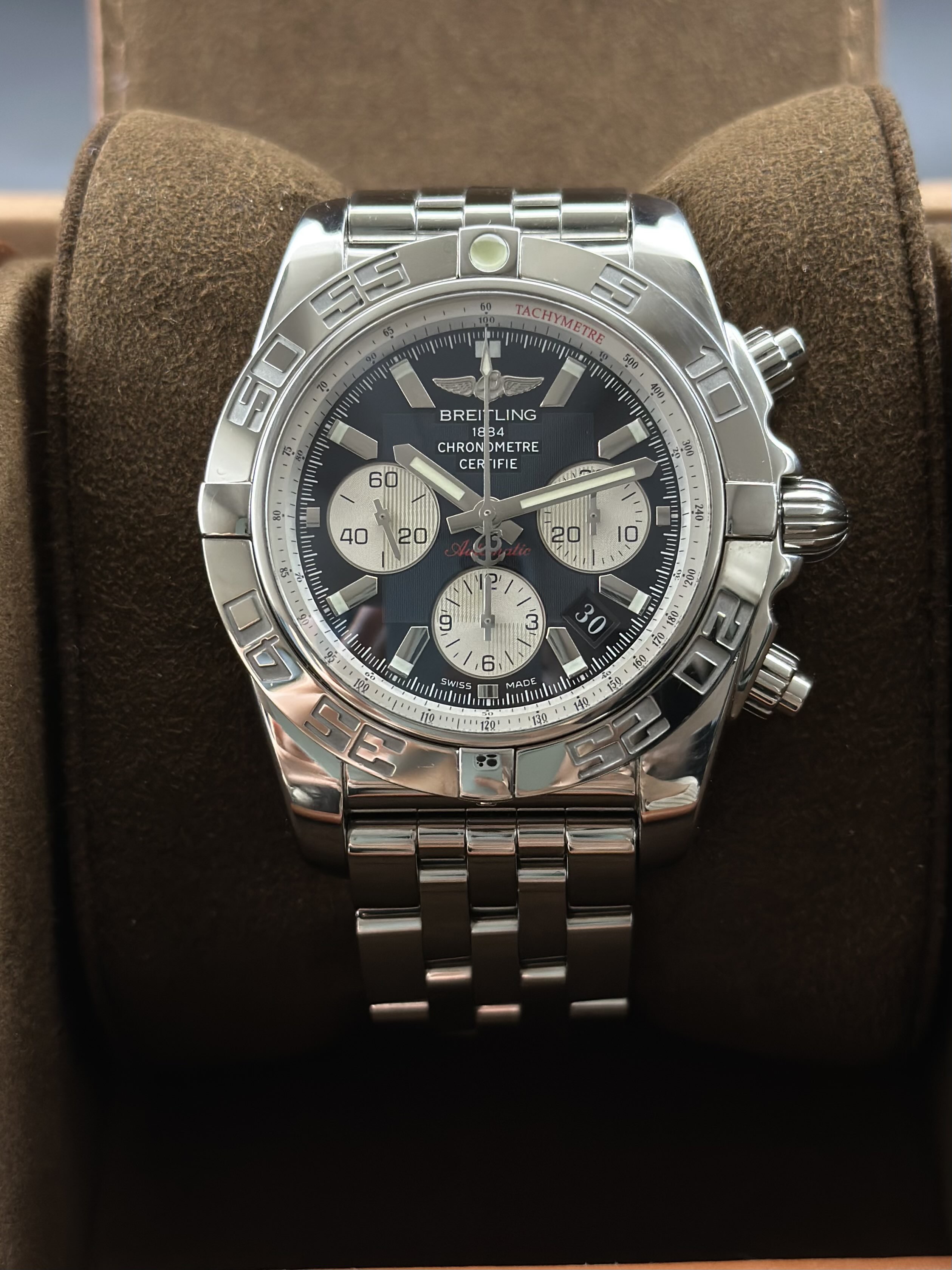Breitling AB011012.B967.375A